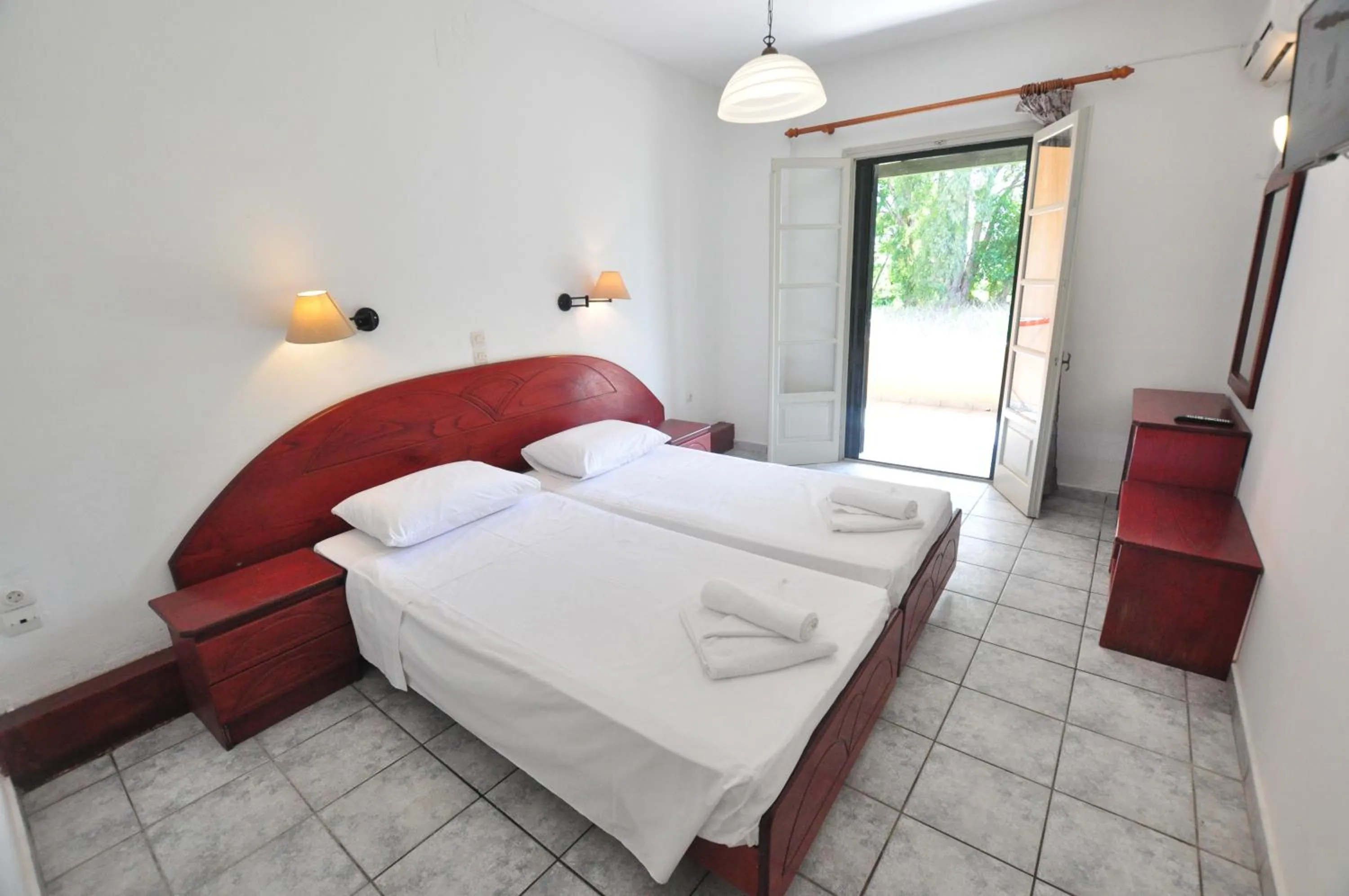 Bedroom in Acharavi Garden