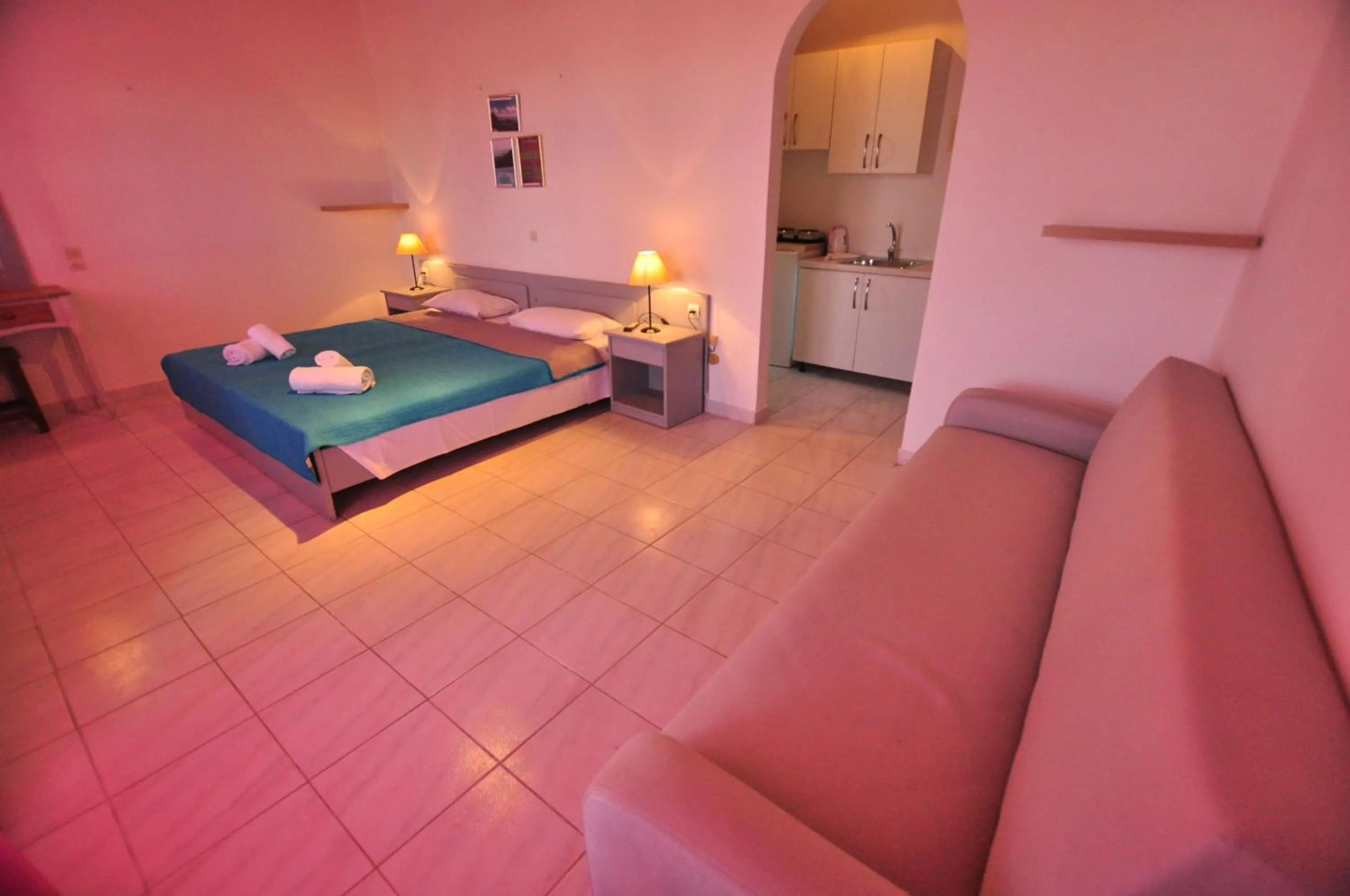 Bedroom in Acharavi Garden