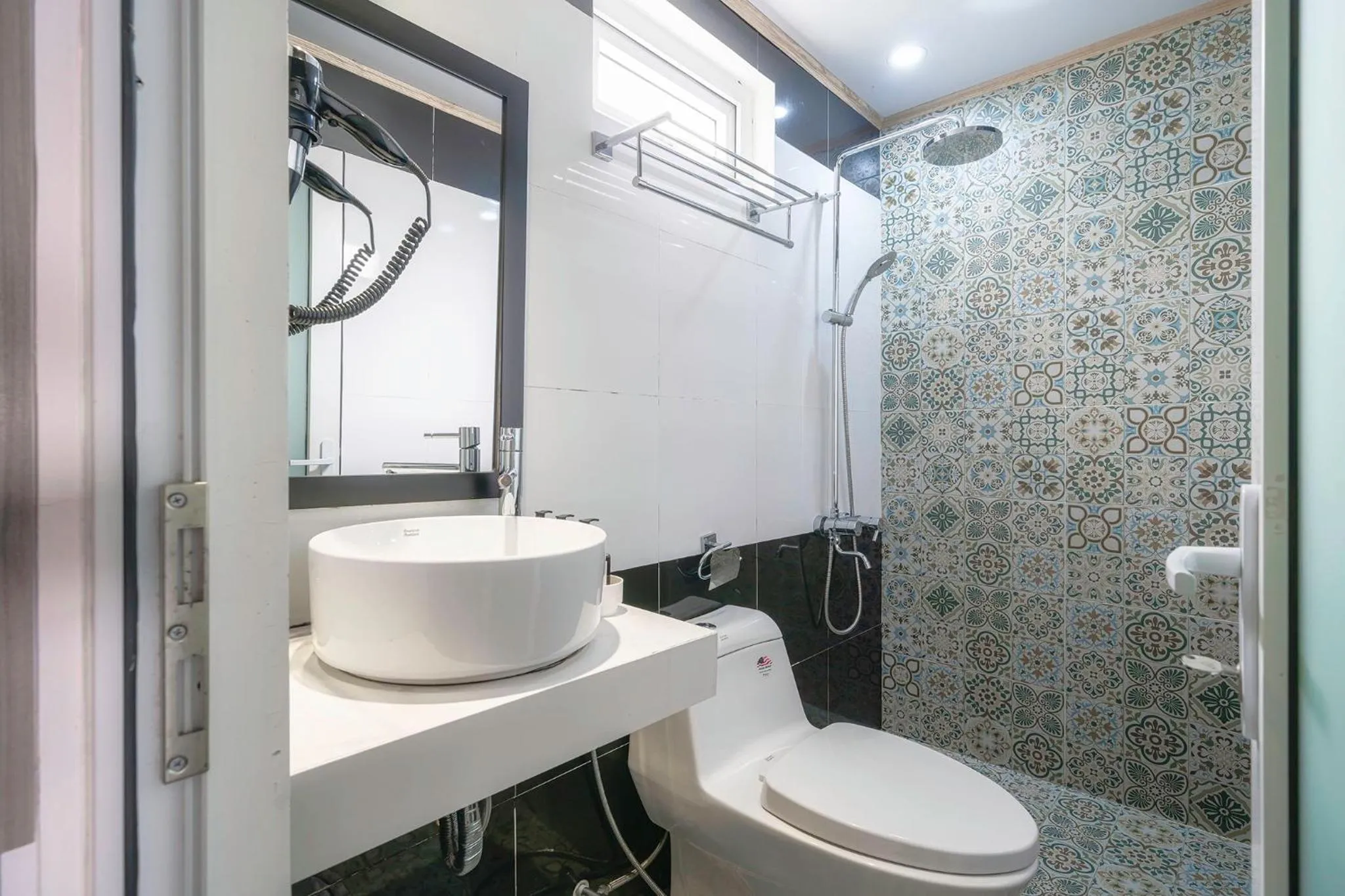 Shower in La Cle' Đà Lạt