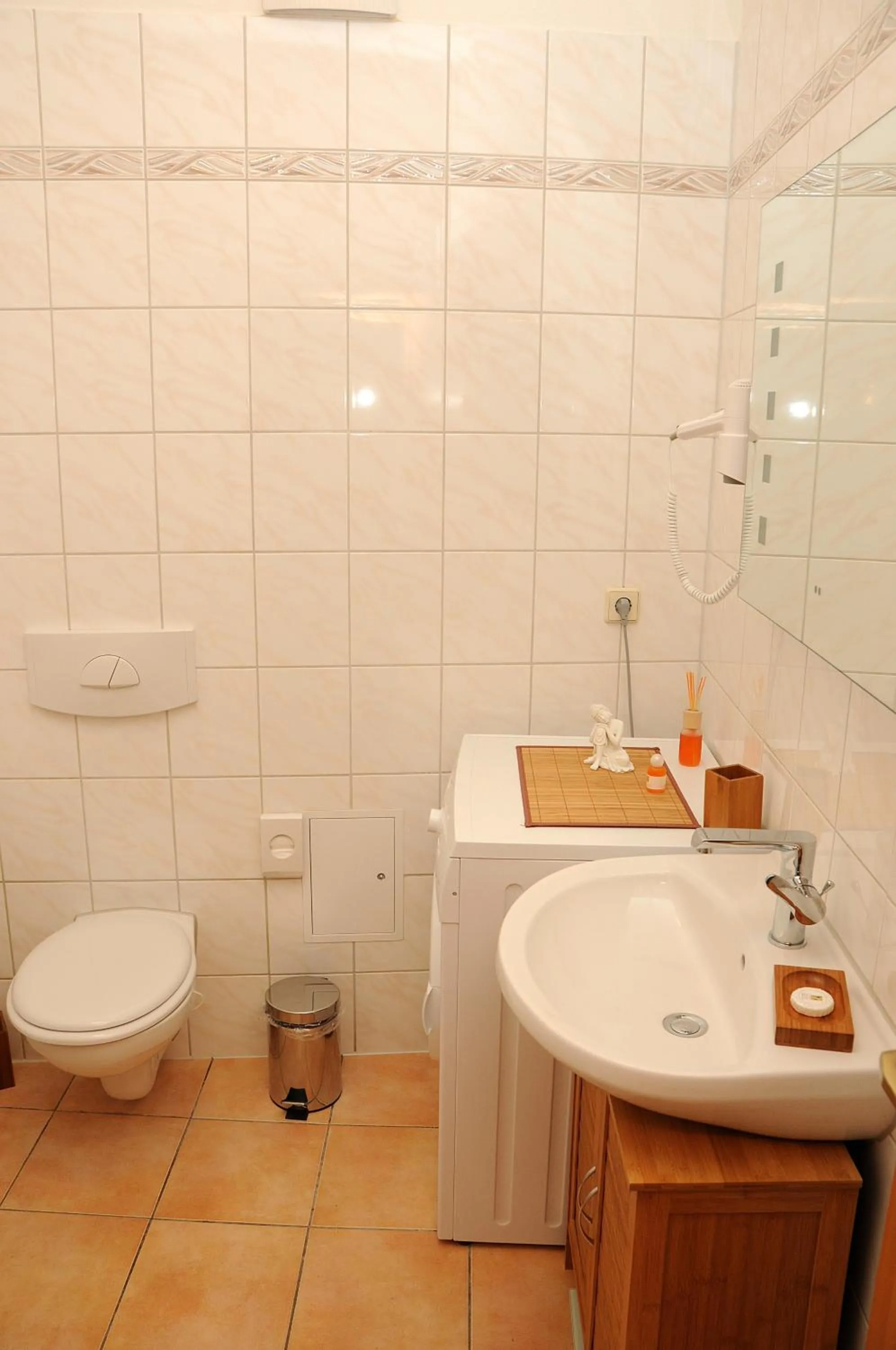 Decorative detail in Apartments am Brunnen