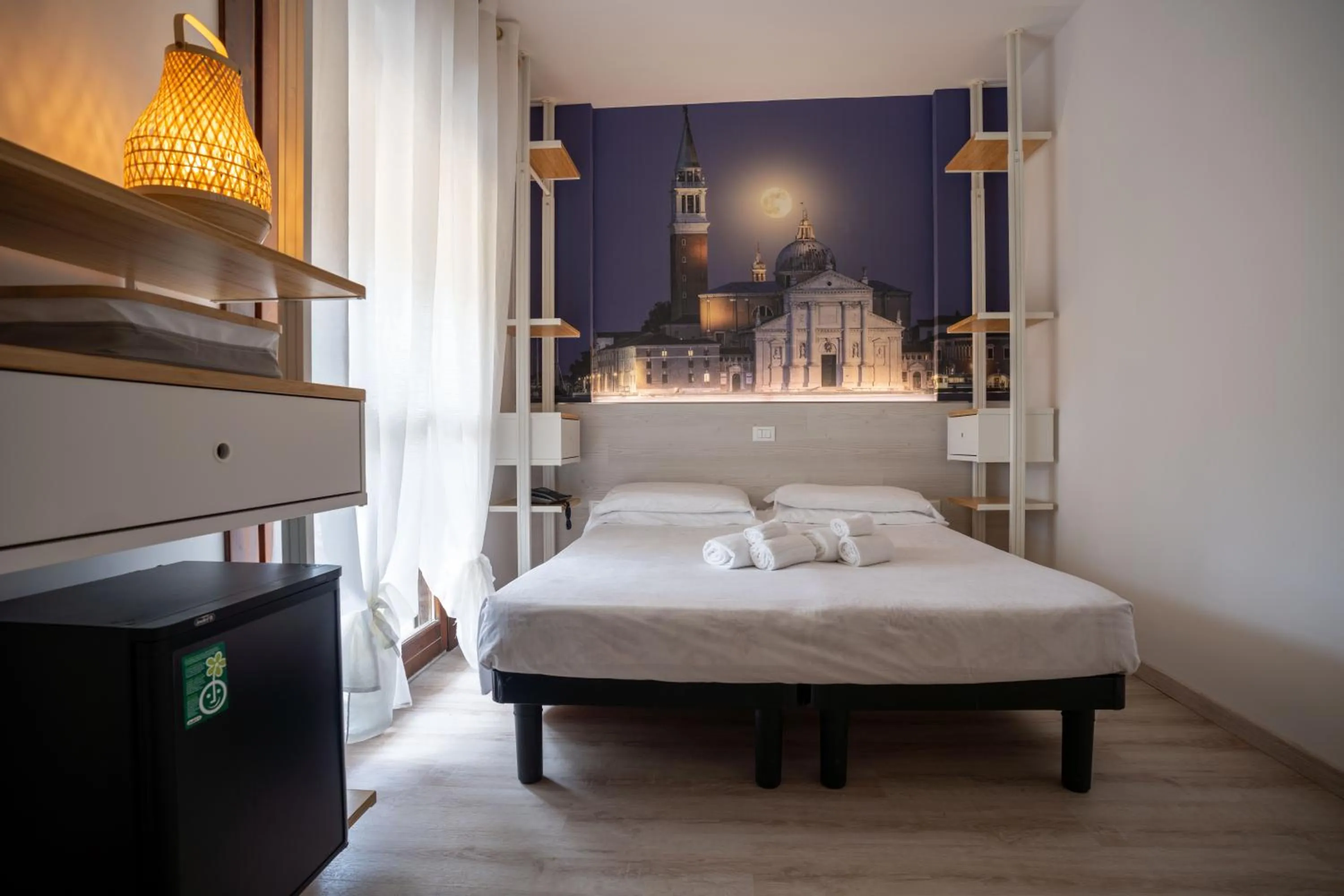 Bedroom, Bed in Hotel Germania