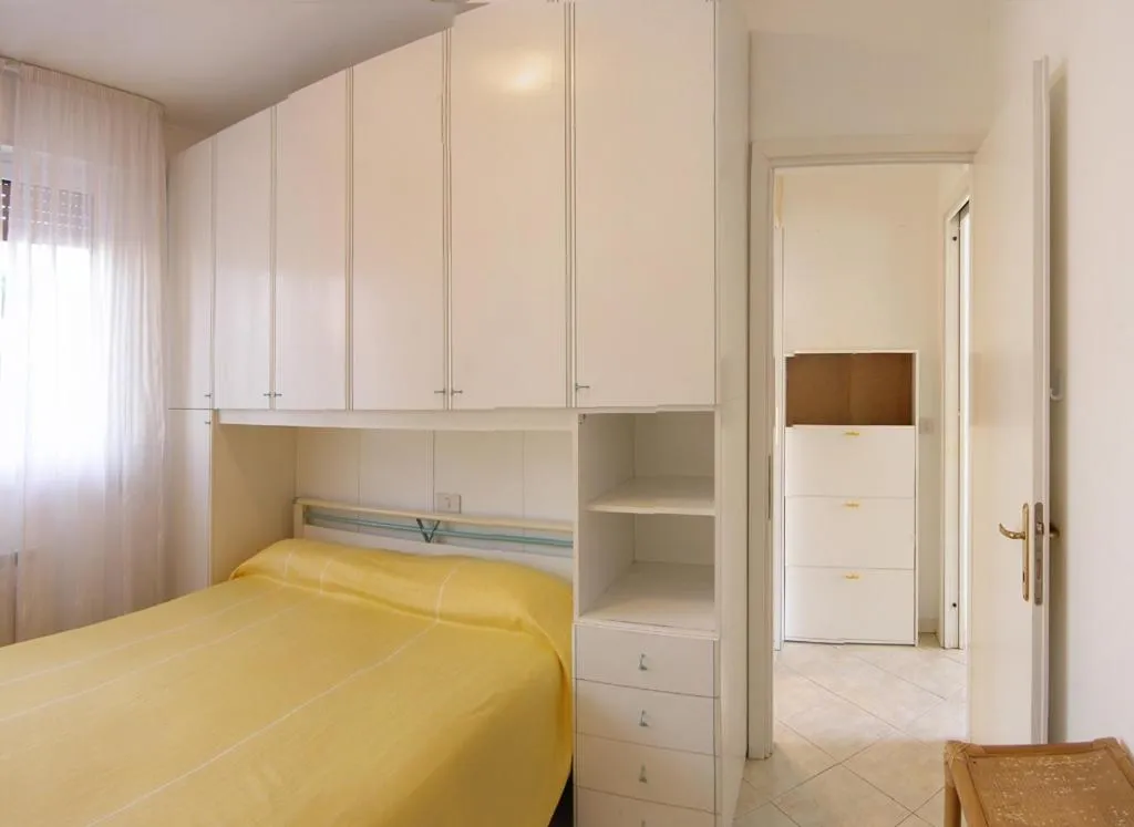 Bedroom, Bed in Hotel Germania