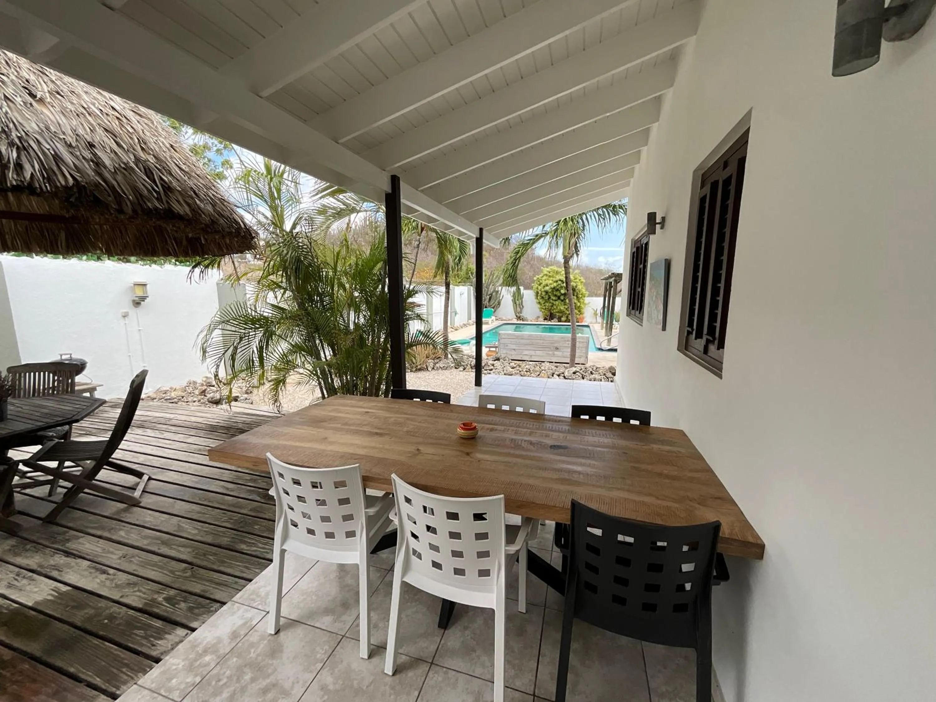 Balcony/Terrace in Bantopa Apartments