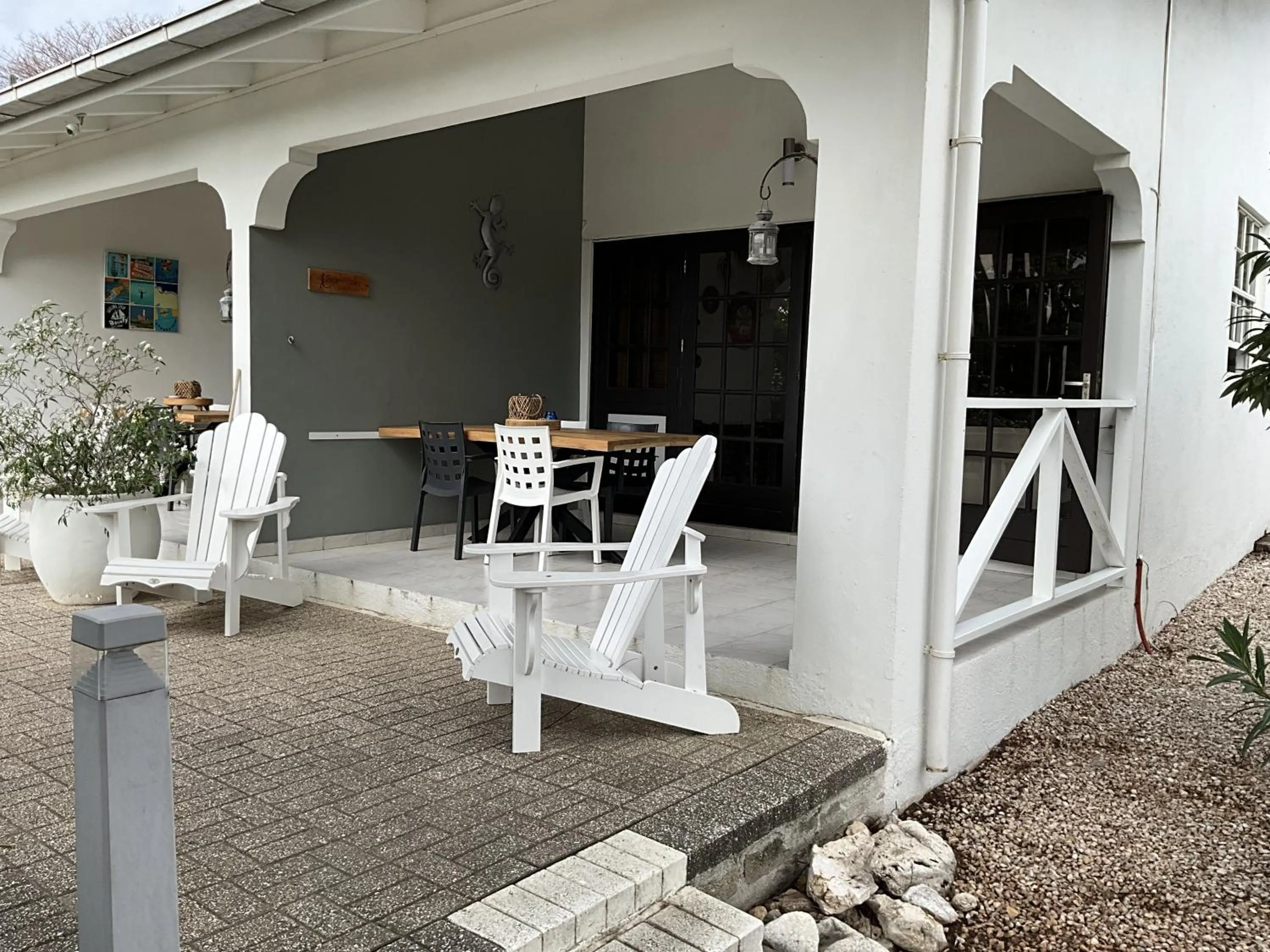 Balcony/Terrace in Bantopa Apartments