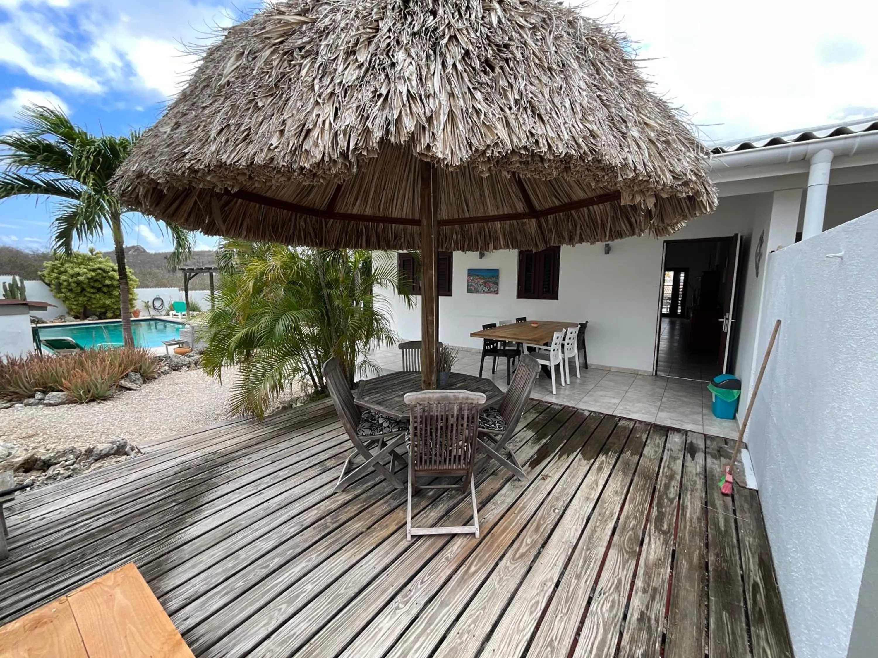 Balcony/Terrace in Bantopa Apartments