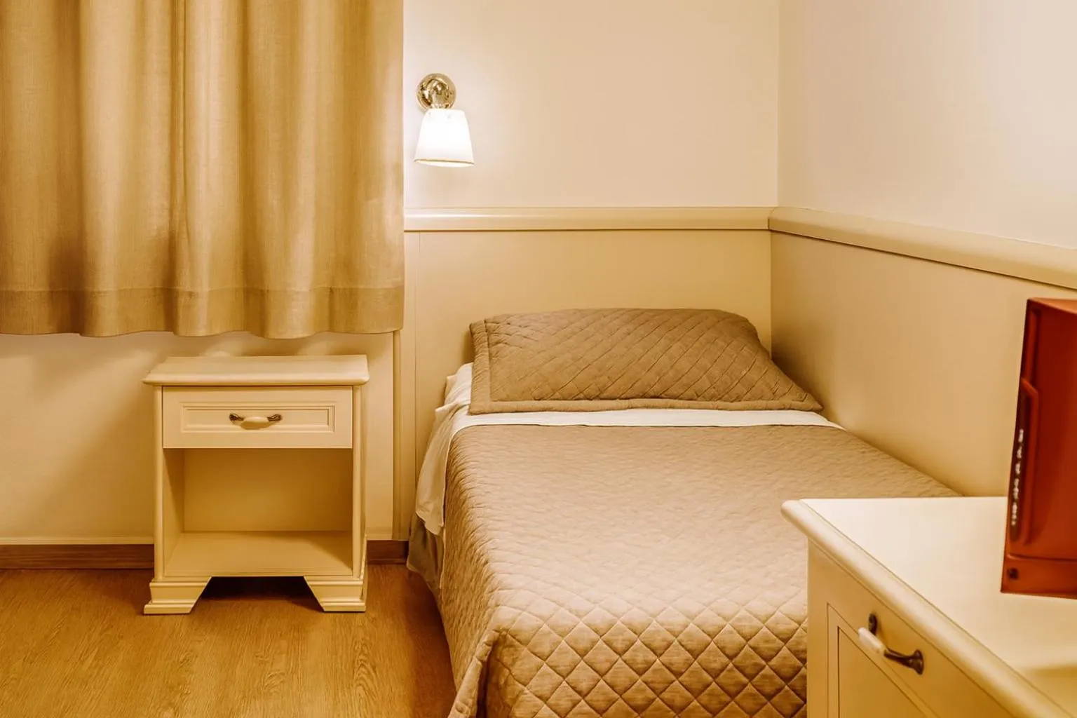 Bed in Hotel Ariston