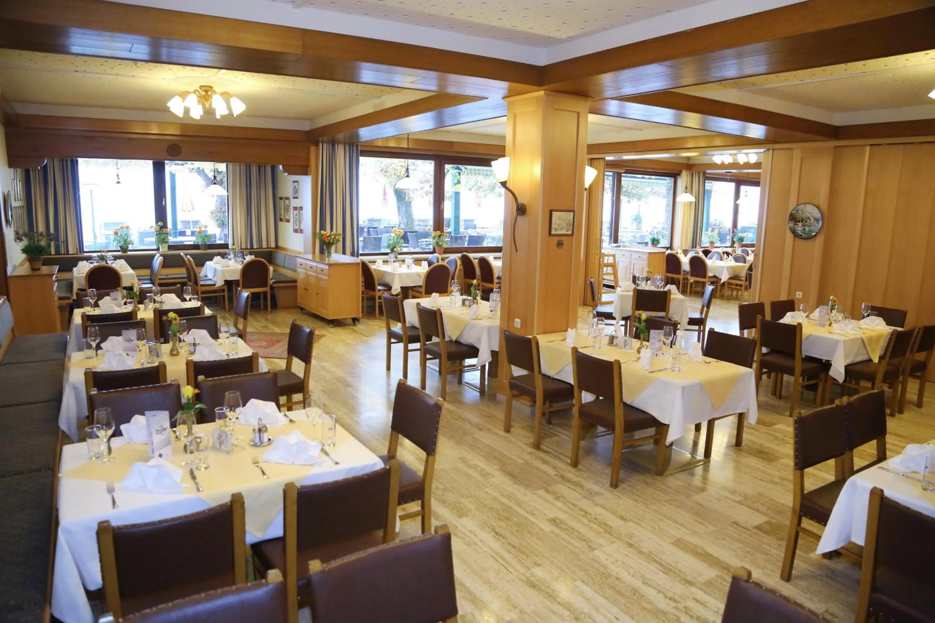 Restaurant/places to eat in Seegasthof Hois'n Wirt - Hotel mit Wellnessbereich