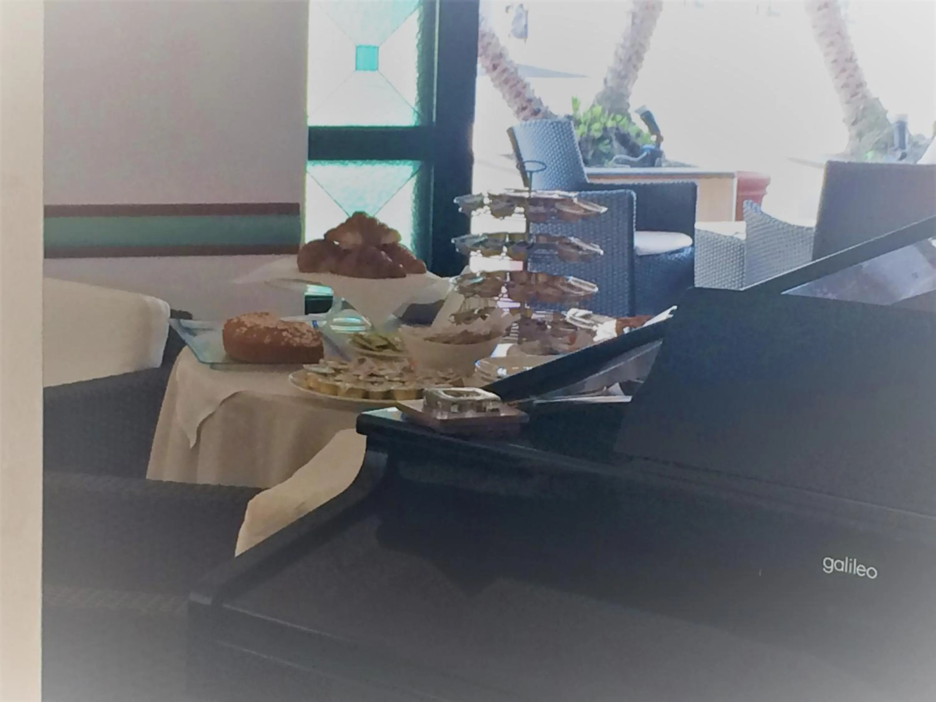 Breakfast in Hotel Florida