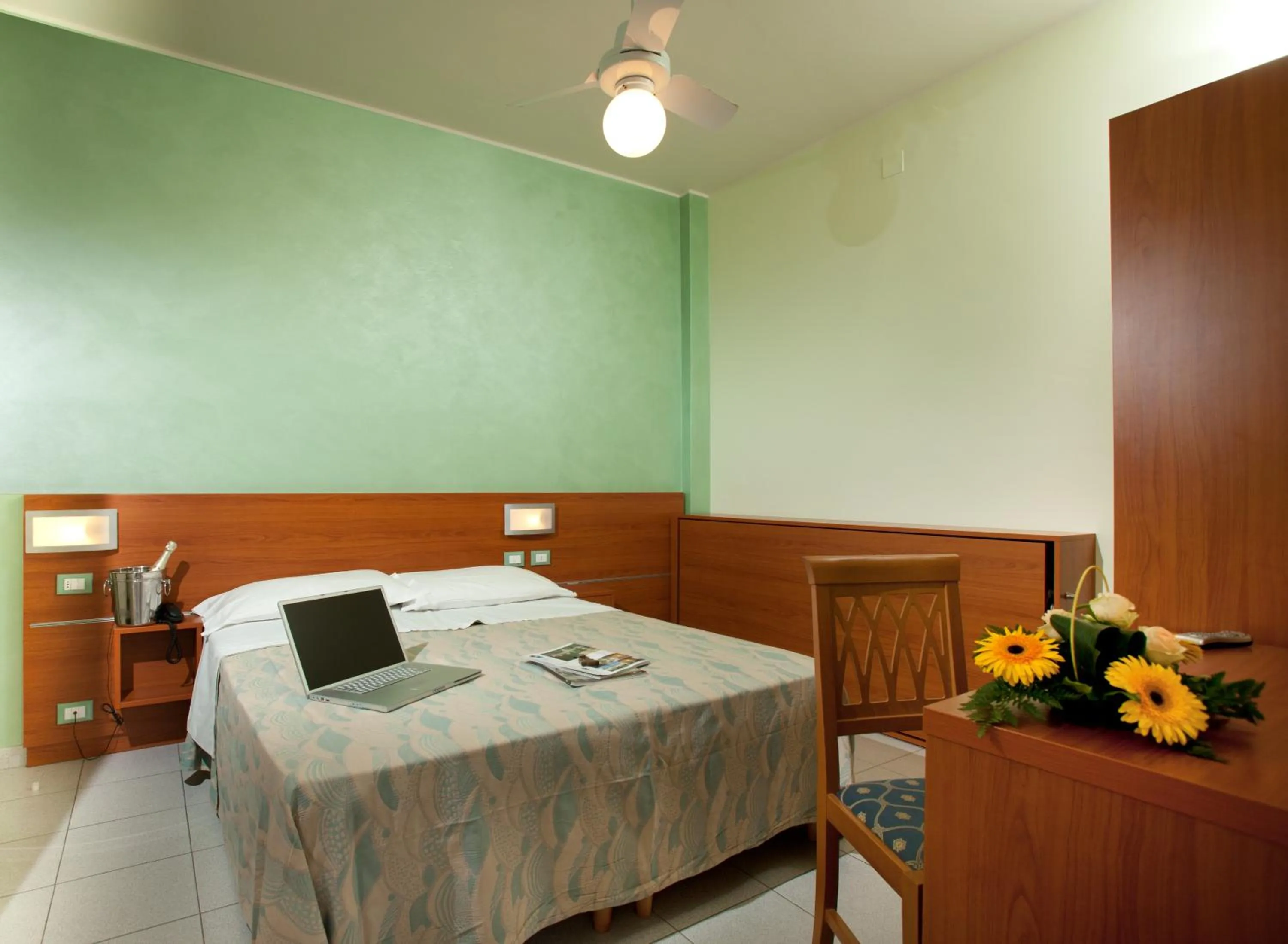 Bedroom, Bed in Hotel Florida