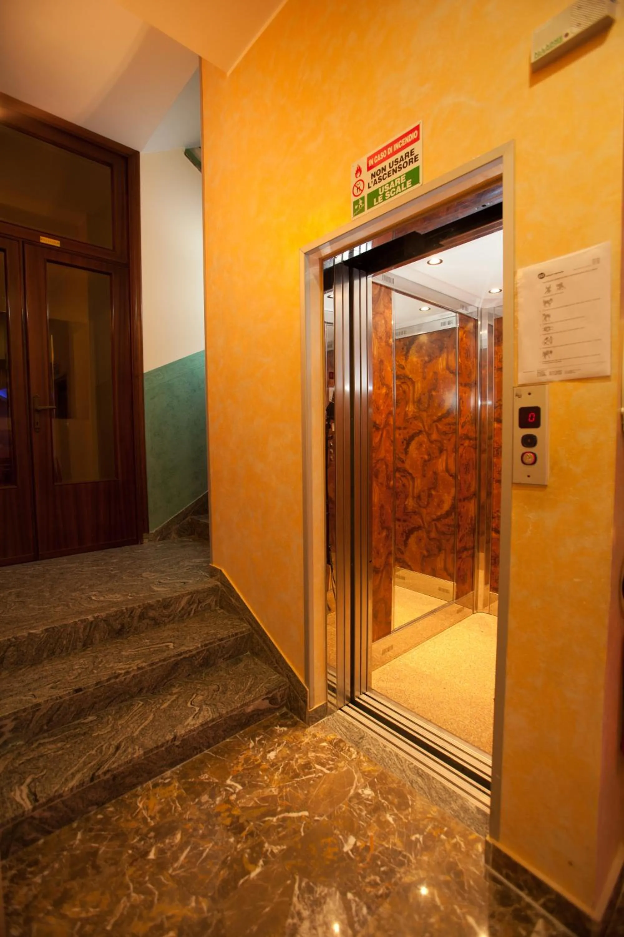 Lobby or reception in Hotel Florida