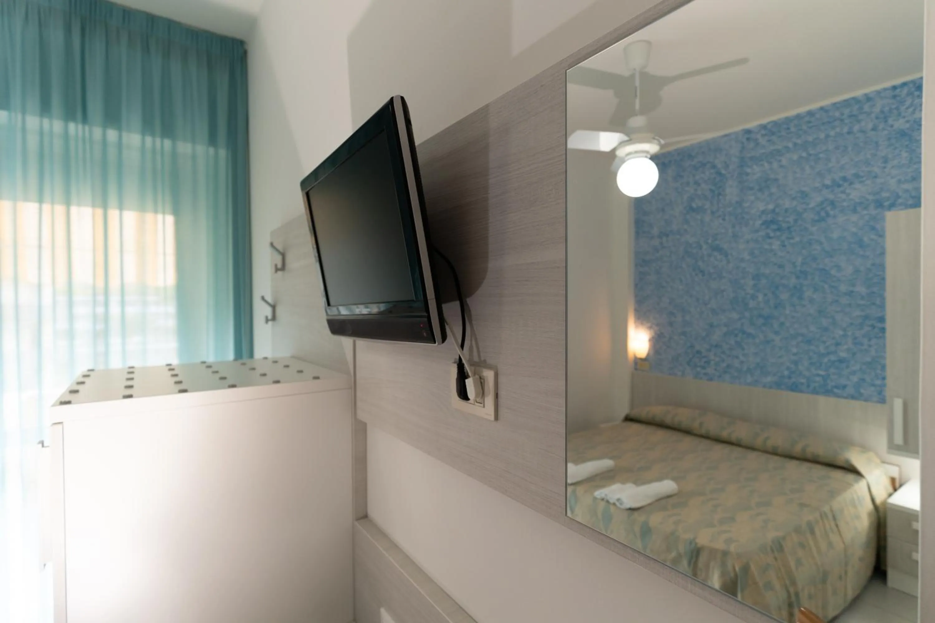 TV and multimedia, Bed in Hotel Florida