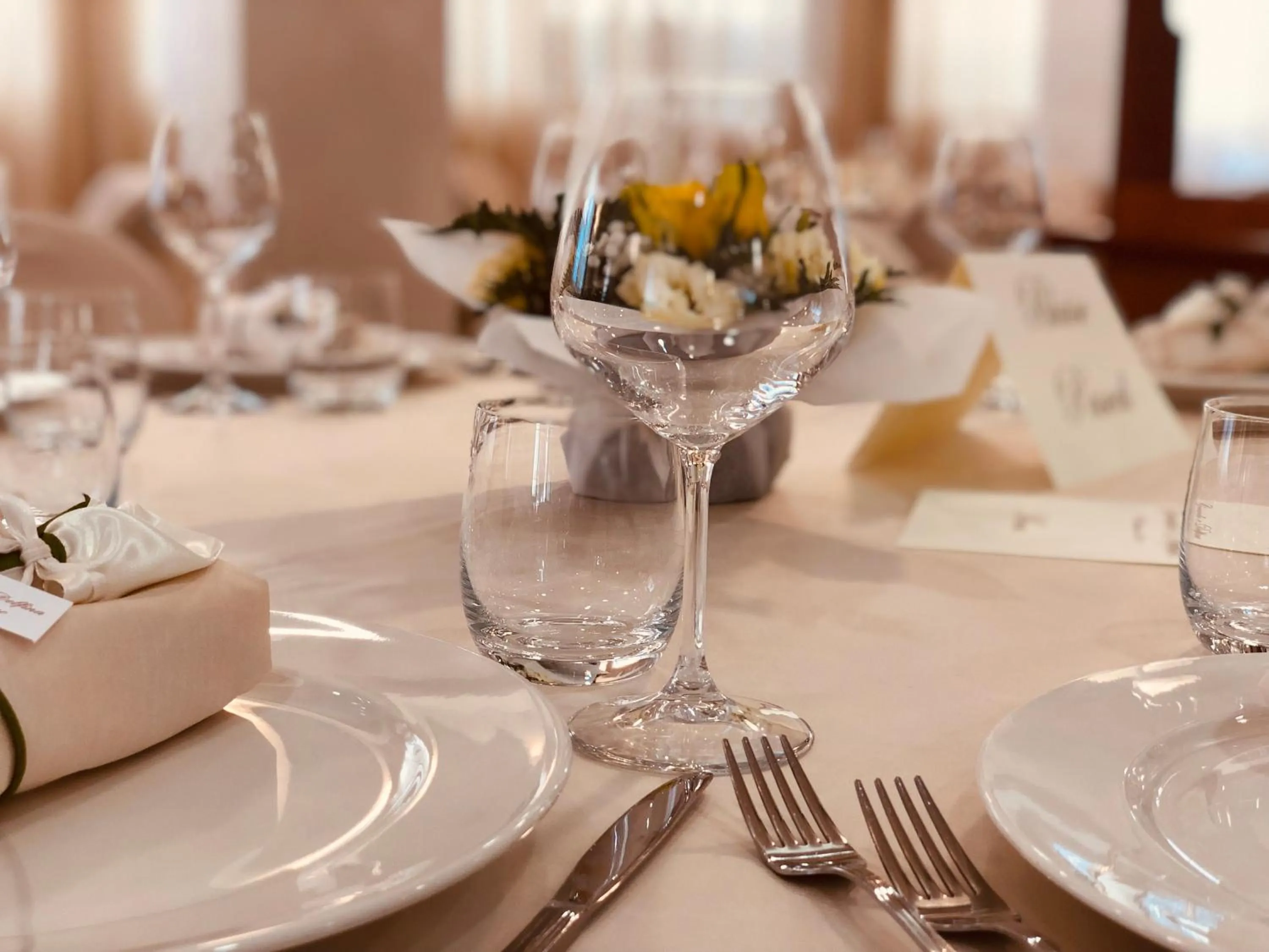 Restaurant/places to eat in Hotel Florida