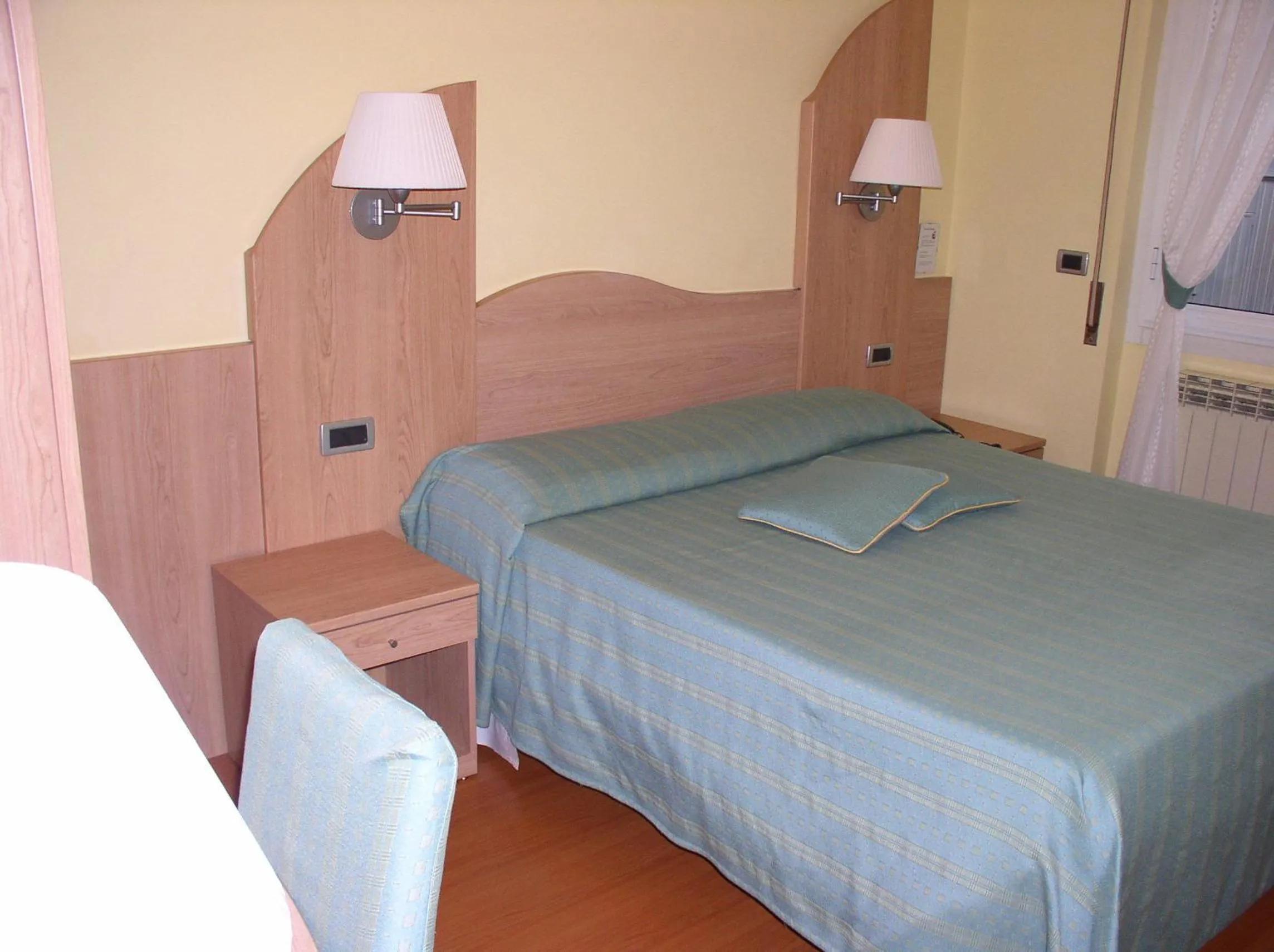 Bed in Hotel Zurigo