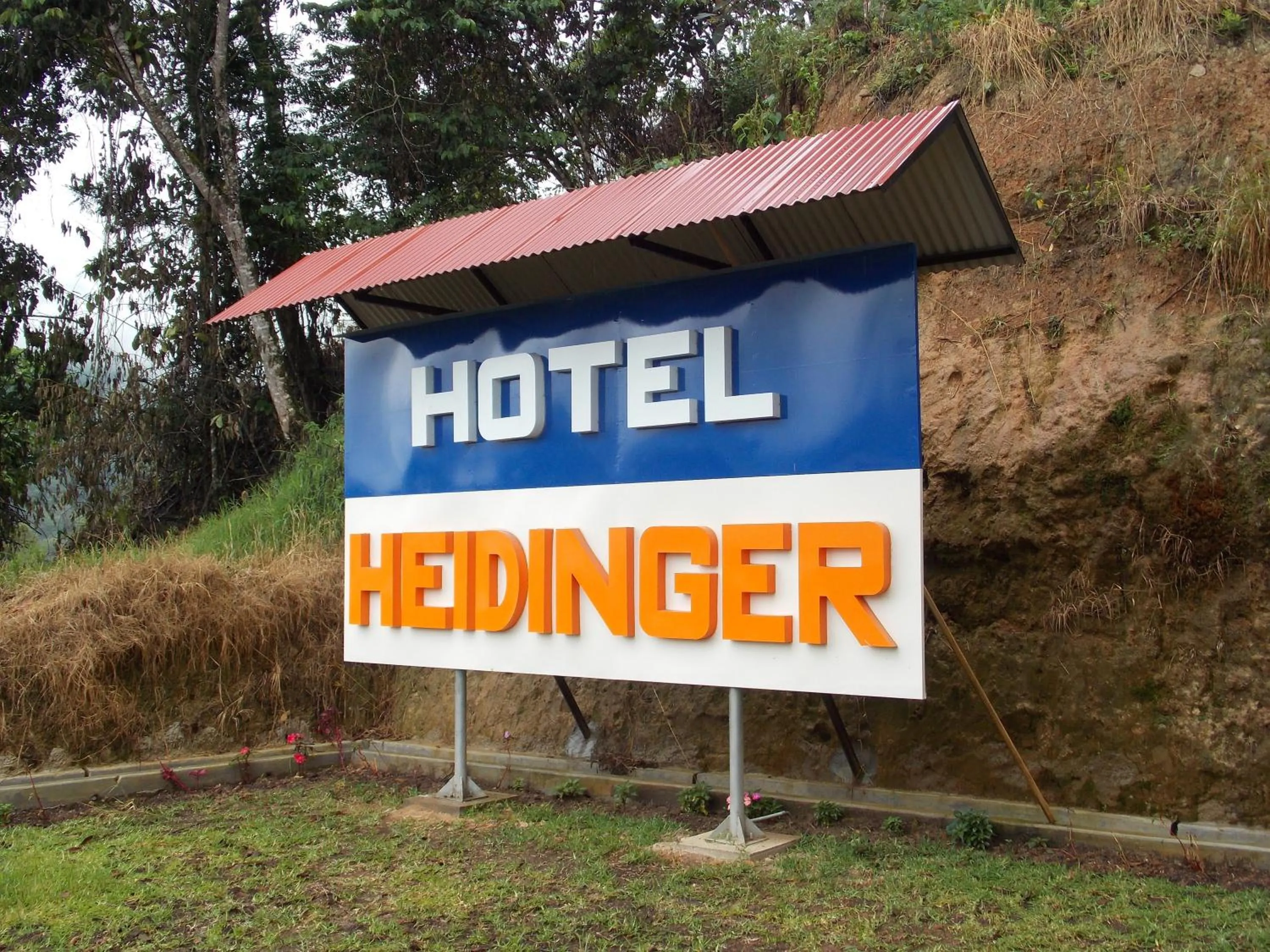 Facade/entrance in Hotel Heidinger