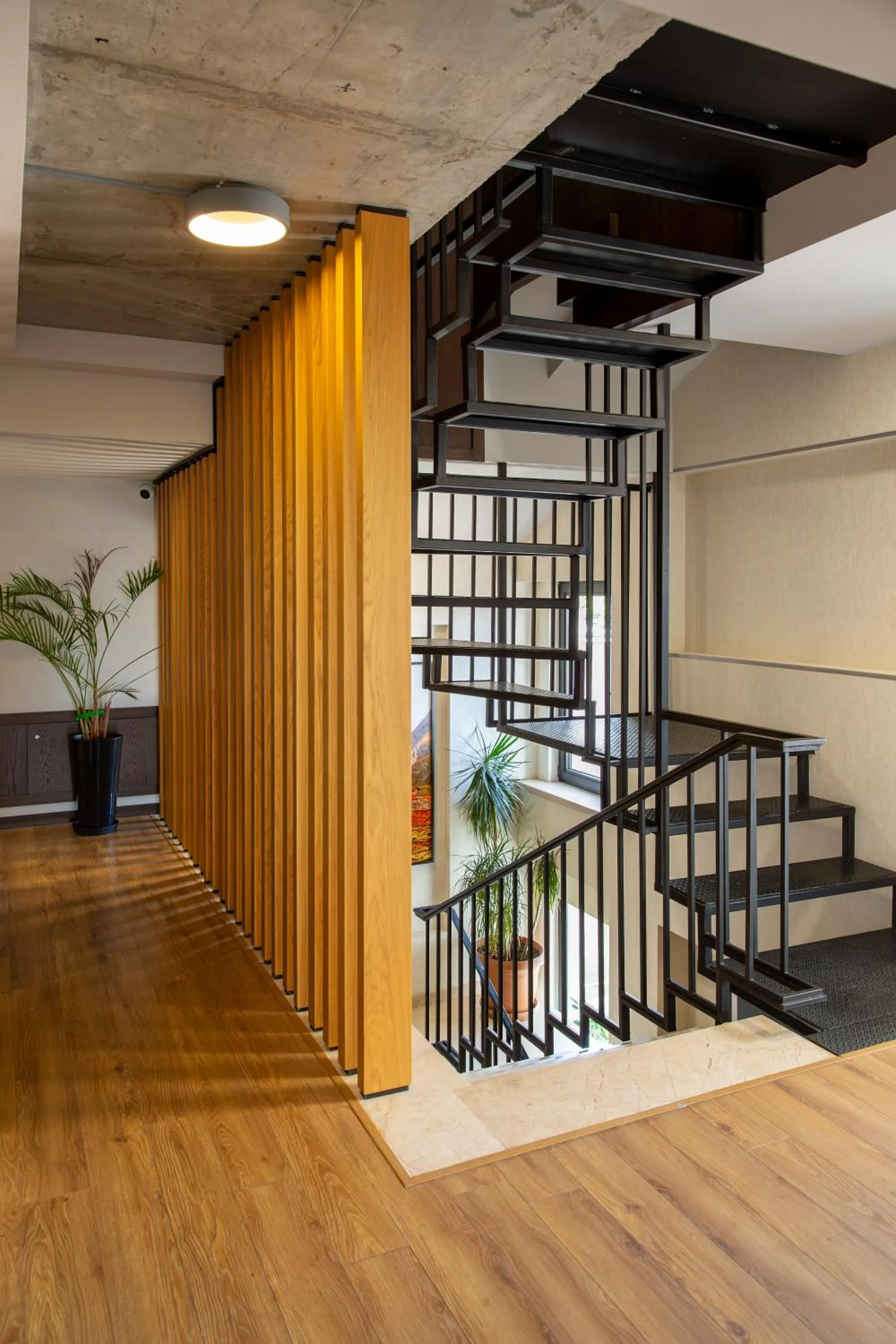 Decorative detail in Seventeen Rooms