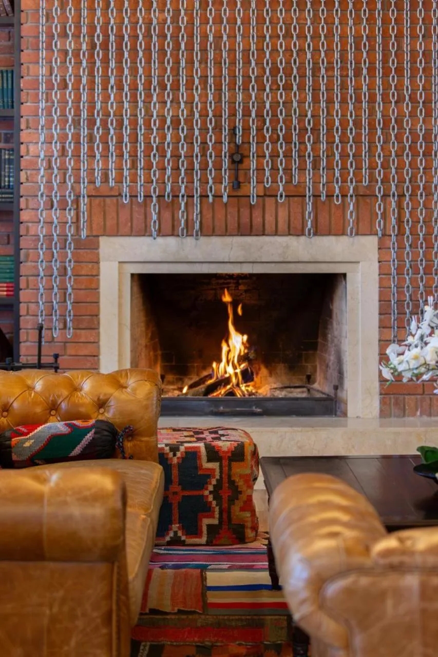 Seating area in Seventeen Rooms