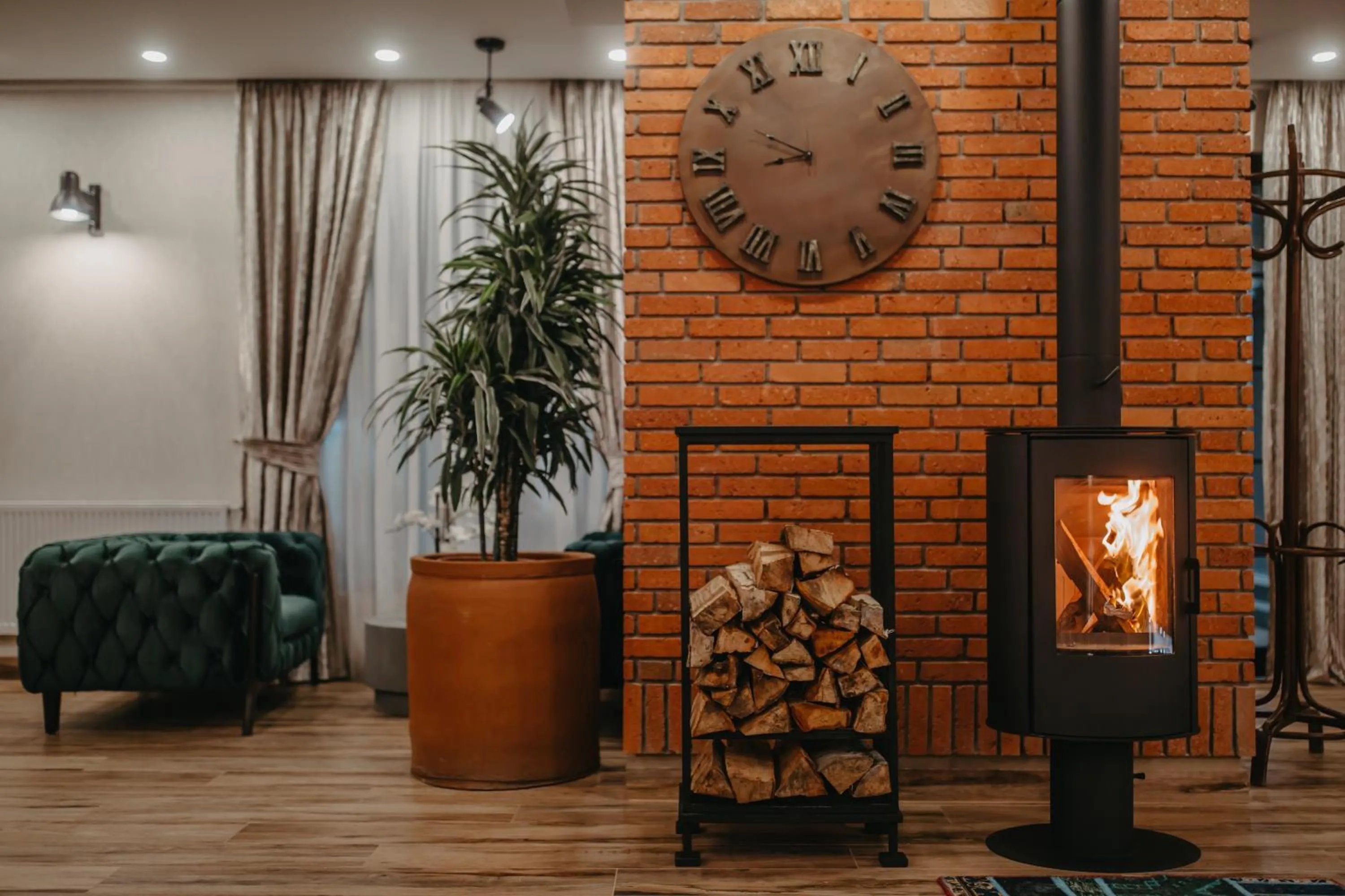 Lobby or reception in Seventeen Rooms