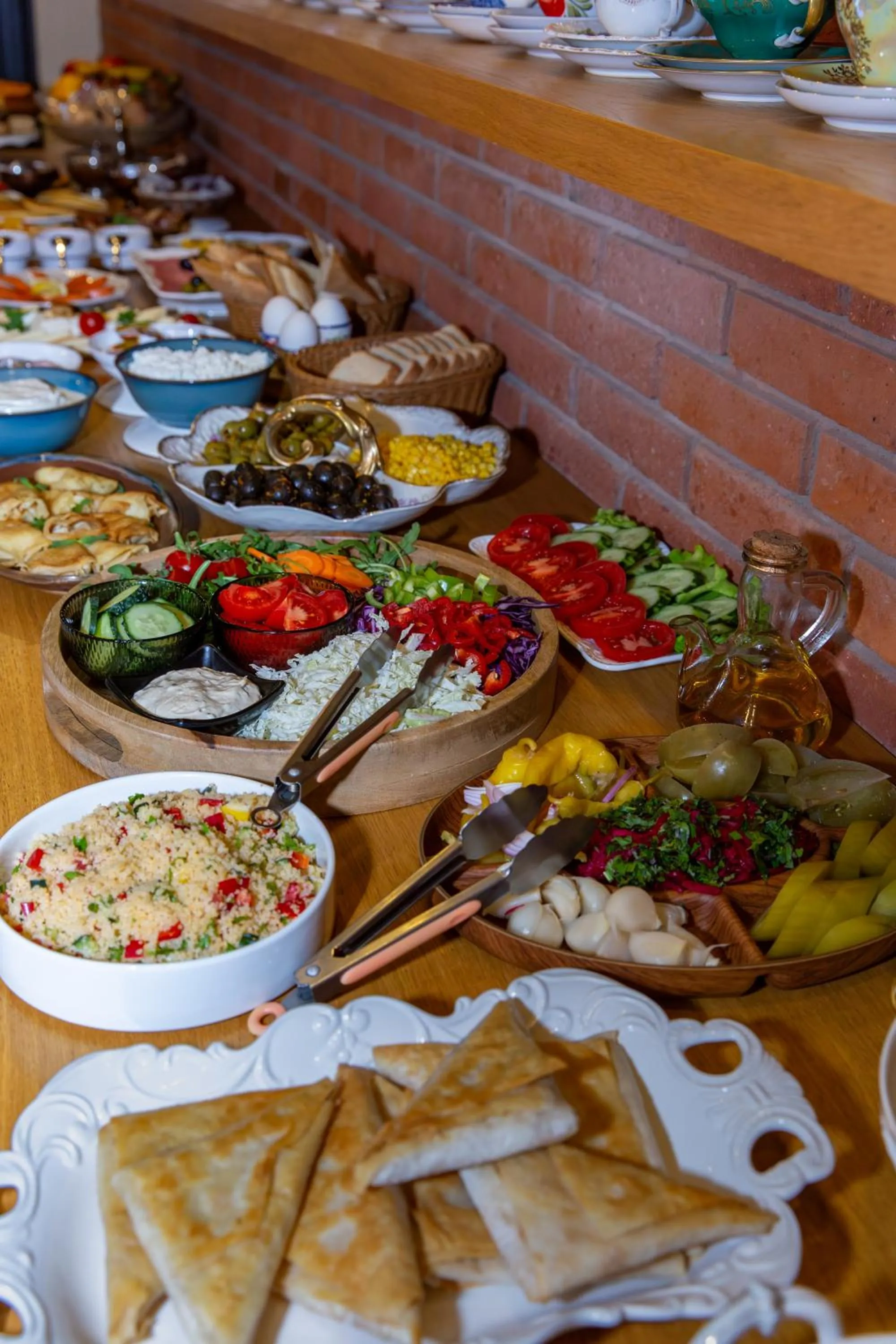 Breakfast in Seventeen Rooms