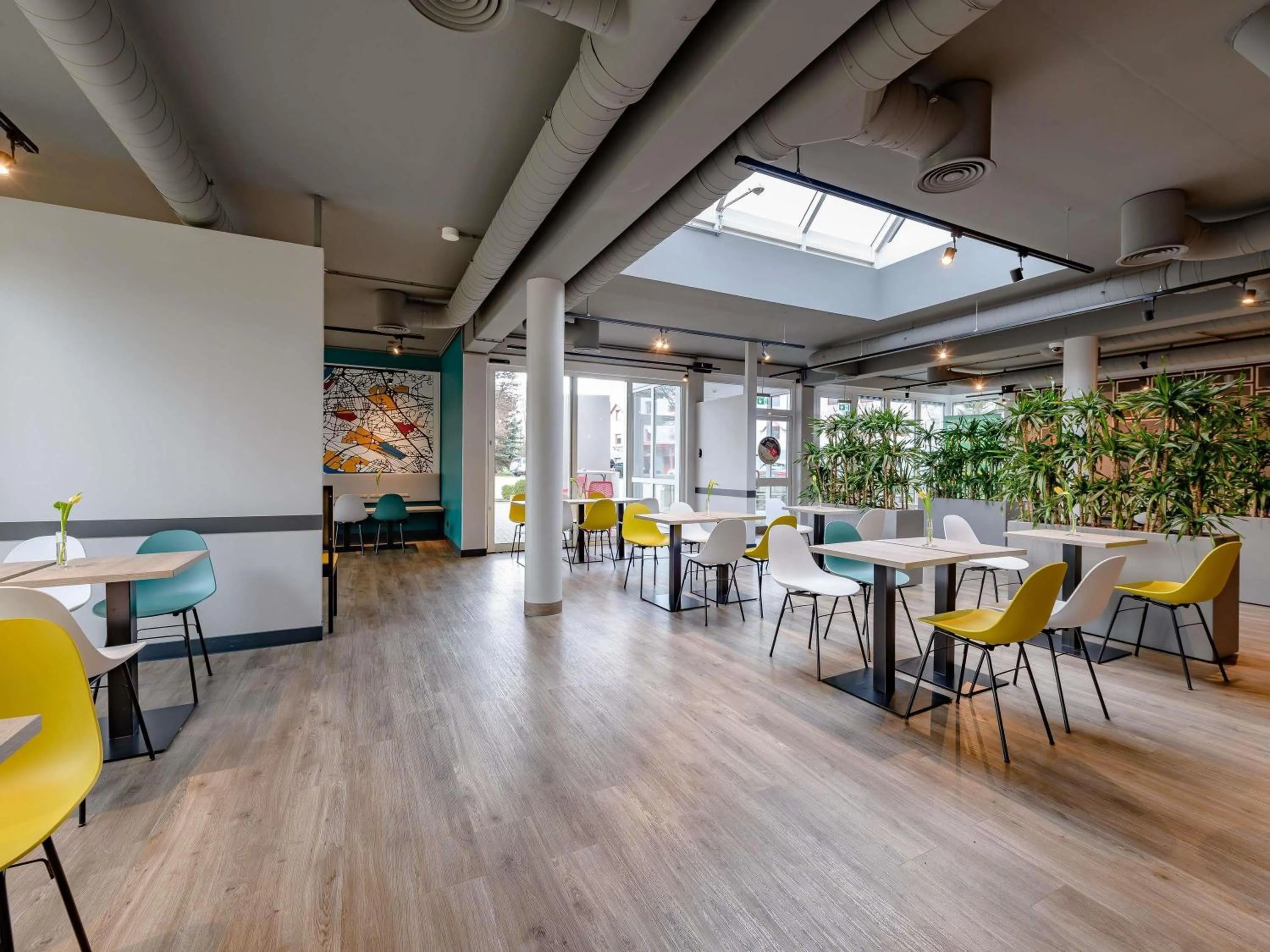 Property building in ibis Köln Frechen