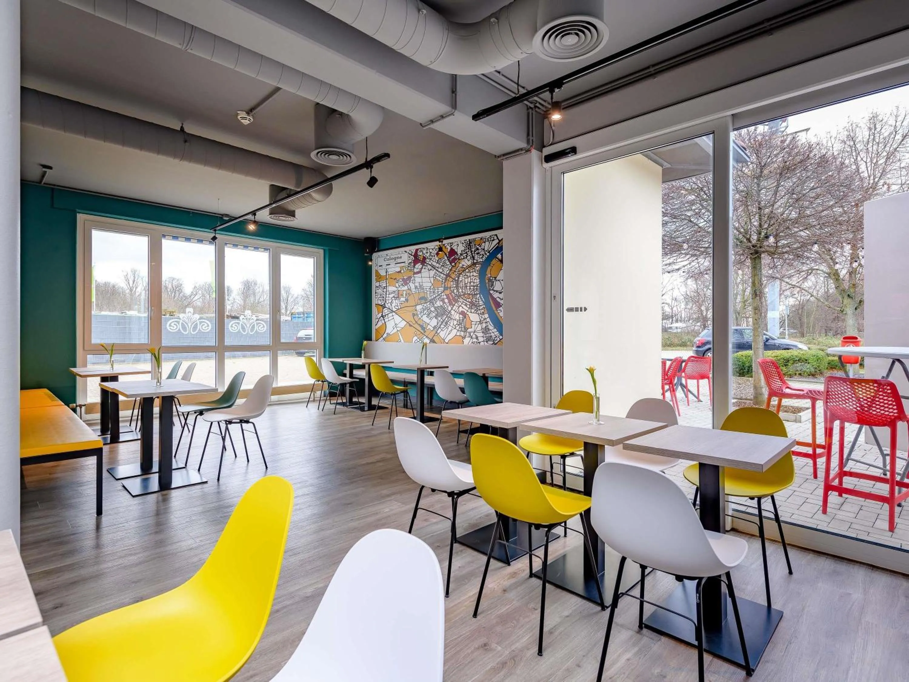 Property building in ibis Köln Frechen