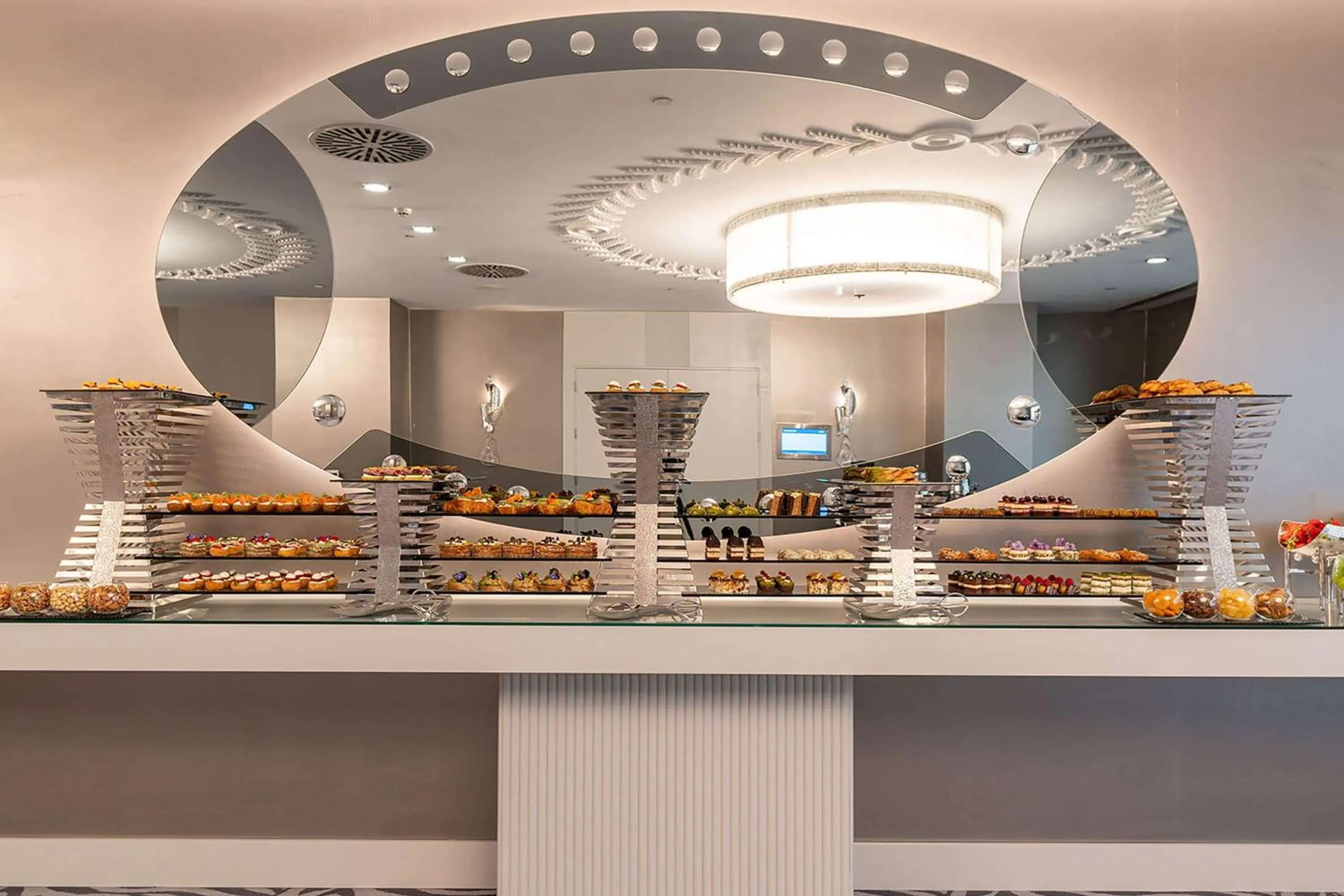 Meeting/conference room in Wyndham Grand Istanbul Kalamış Marina Hotel