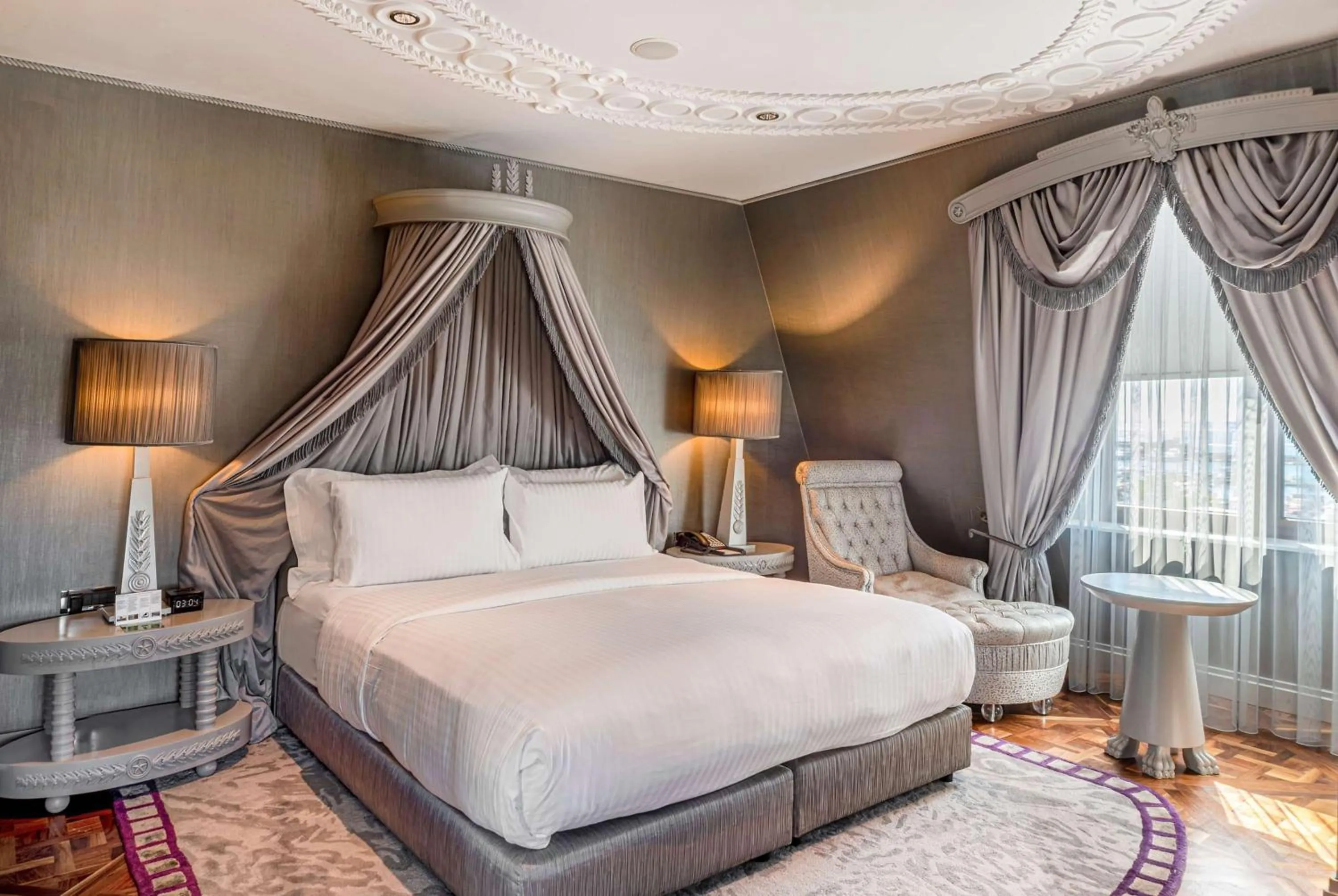 Photo of the whole room, Bed in Wyndham Grand Istanbul Kalamış Marina Hotel