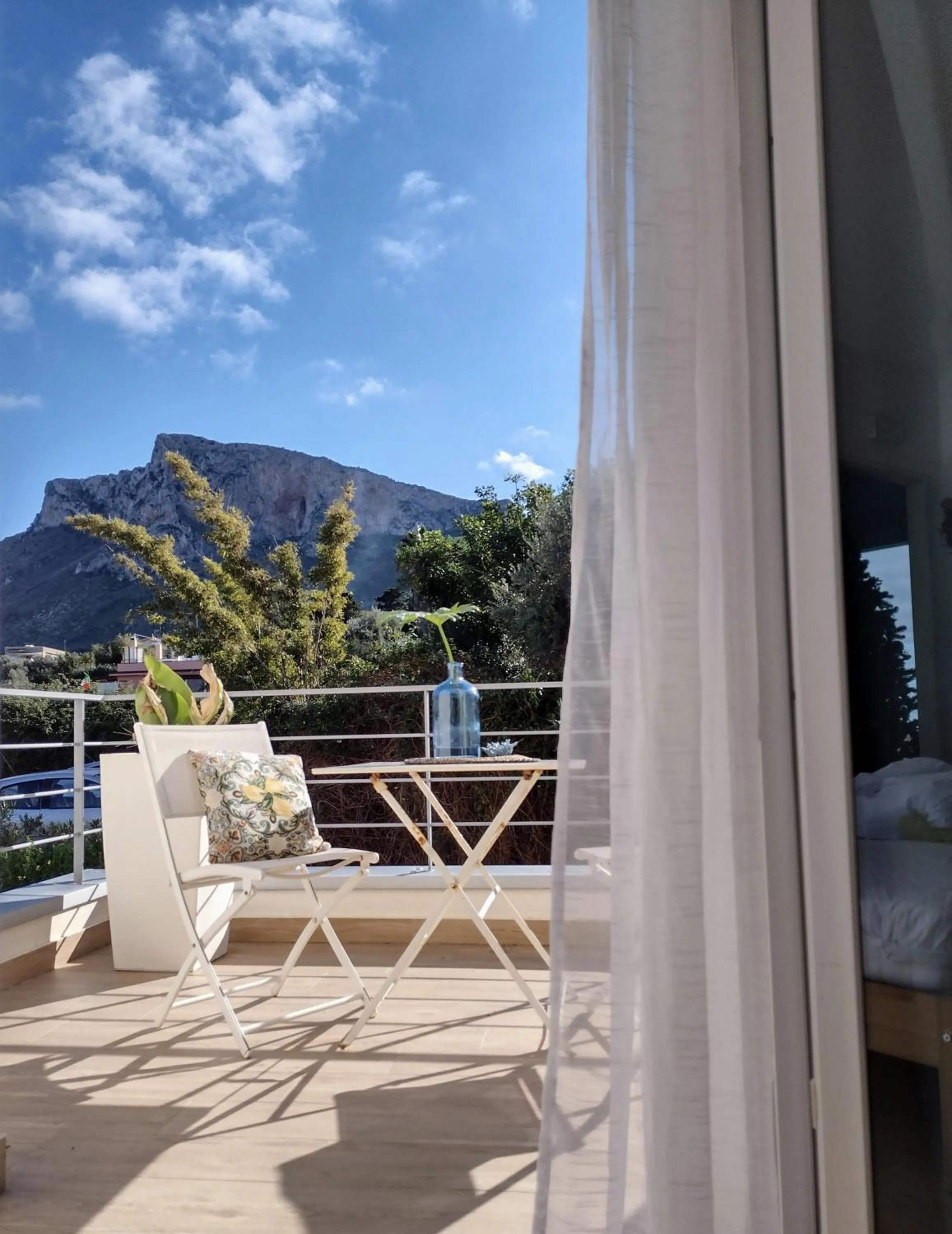 Mountain view in Zabbàra B&B