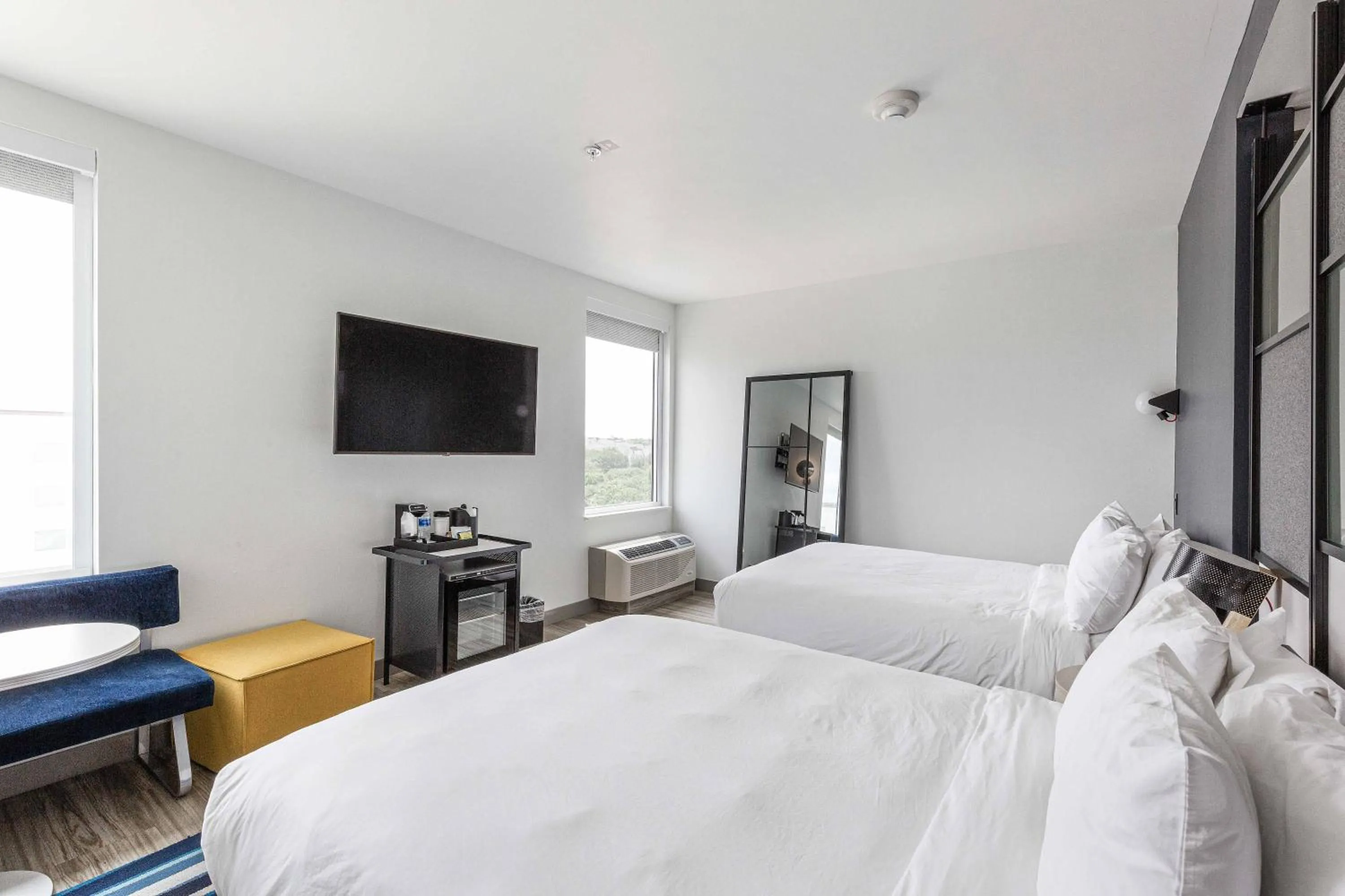 Bed in Aloft Austin Round Rock