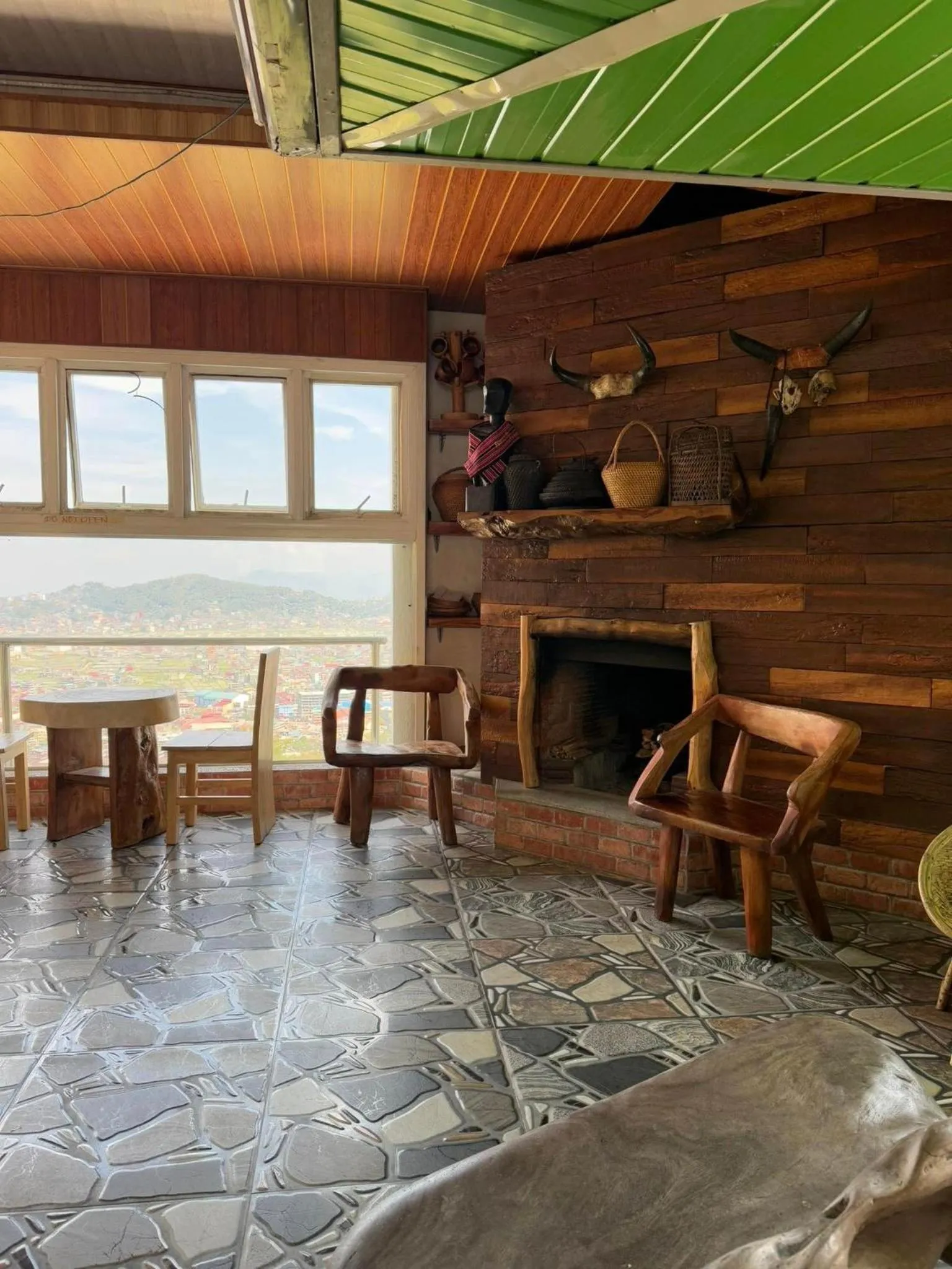 Wanay's Rocky Mountain Homestay