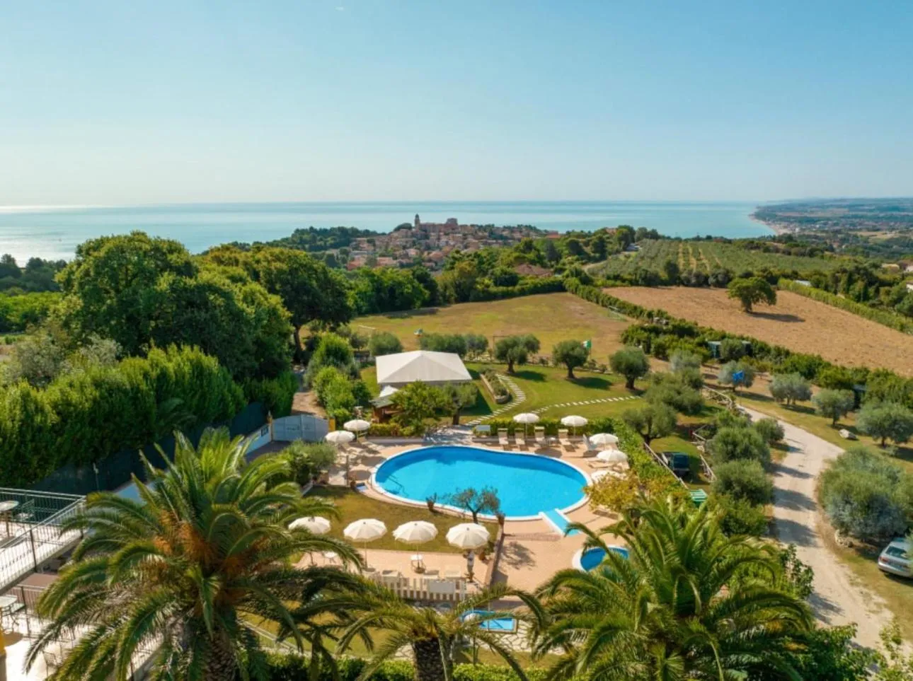 Property building in Hotel Le Cave