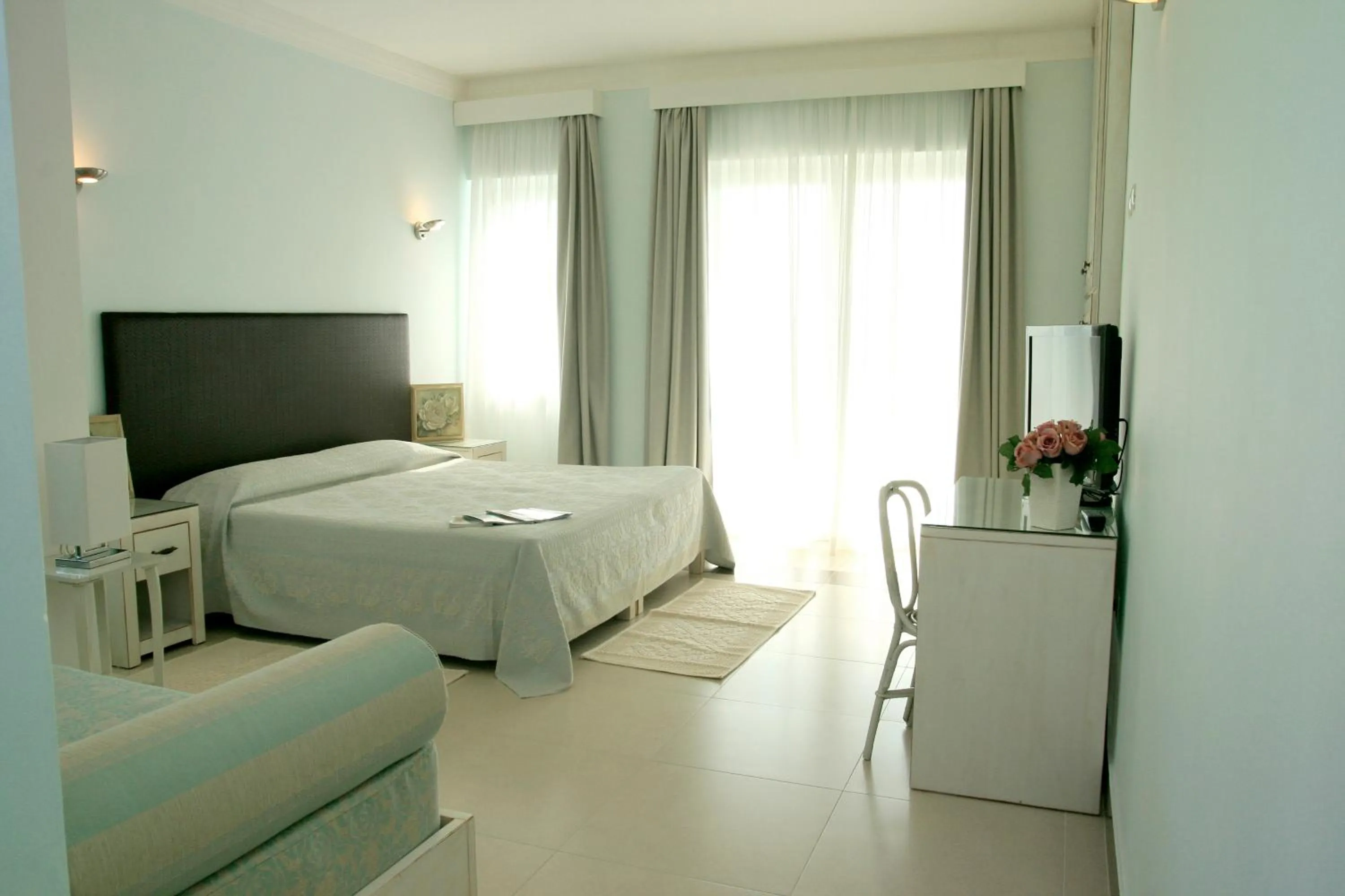 Junior Suite with Sea View in Abamar Hotel