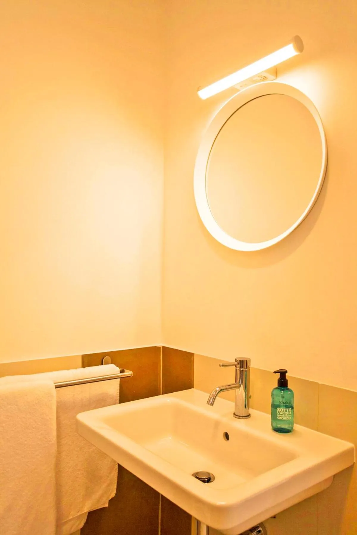 Bathroom in Last Minute Rooms Lecce