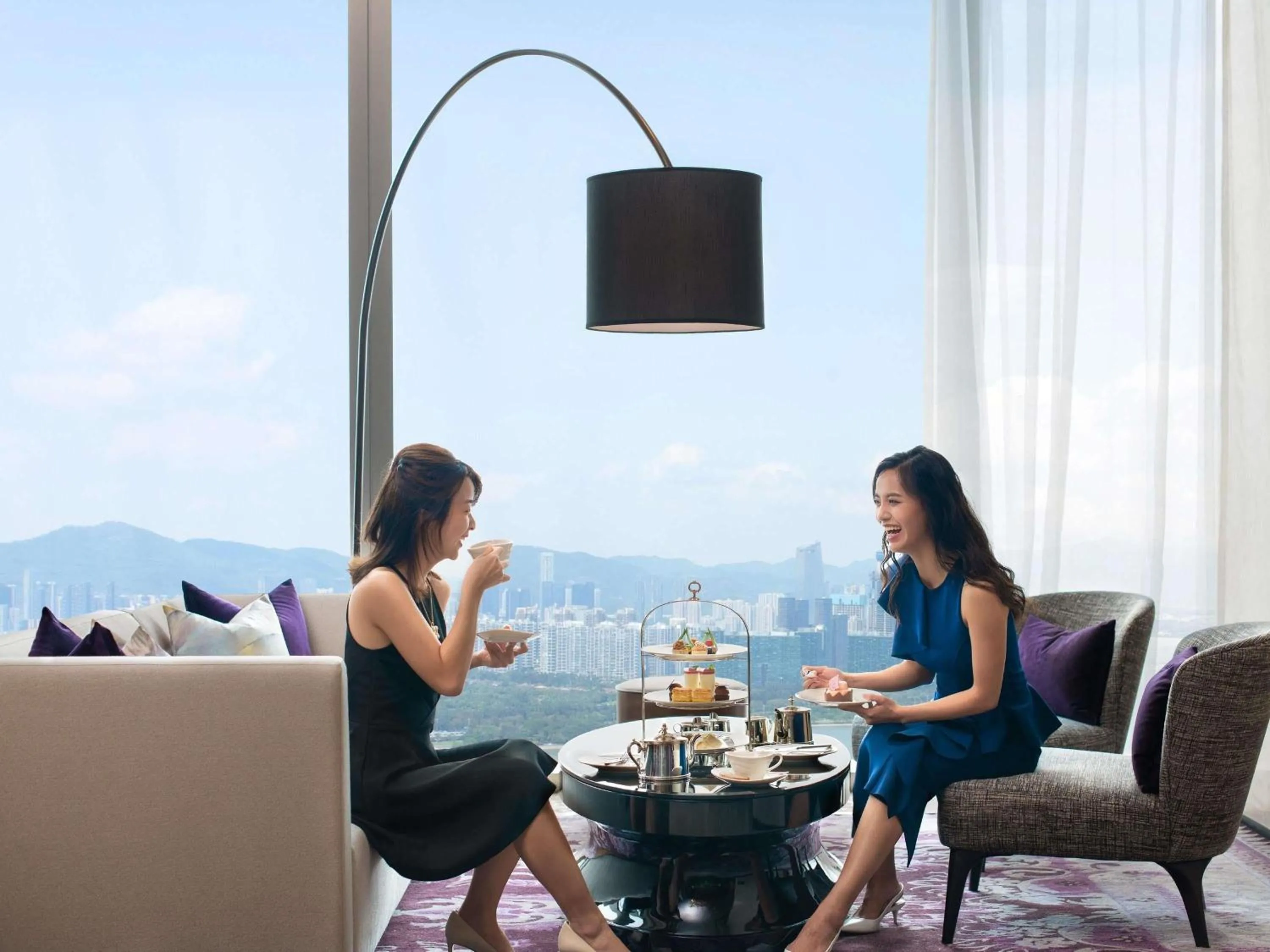 Property building in Raffles Shenzhen, Situated in the heart of One Shenzhen Bay, Book Now to Enjoy Free Minibar and Happy Hour Privileges at Long Bar on 71F