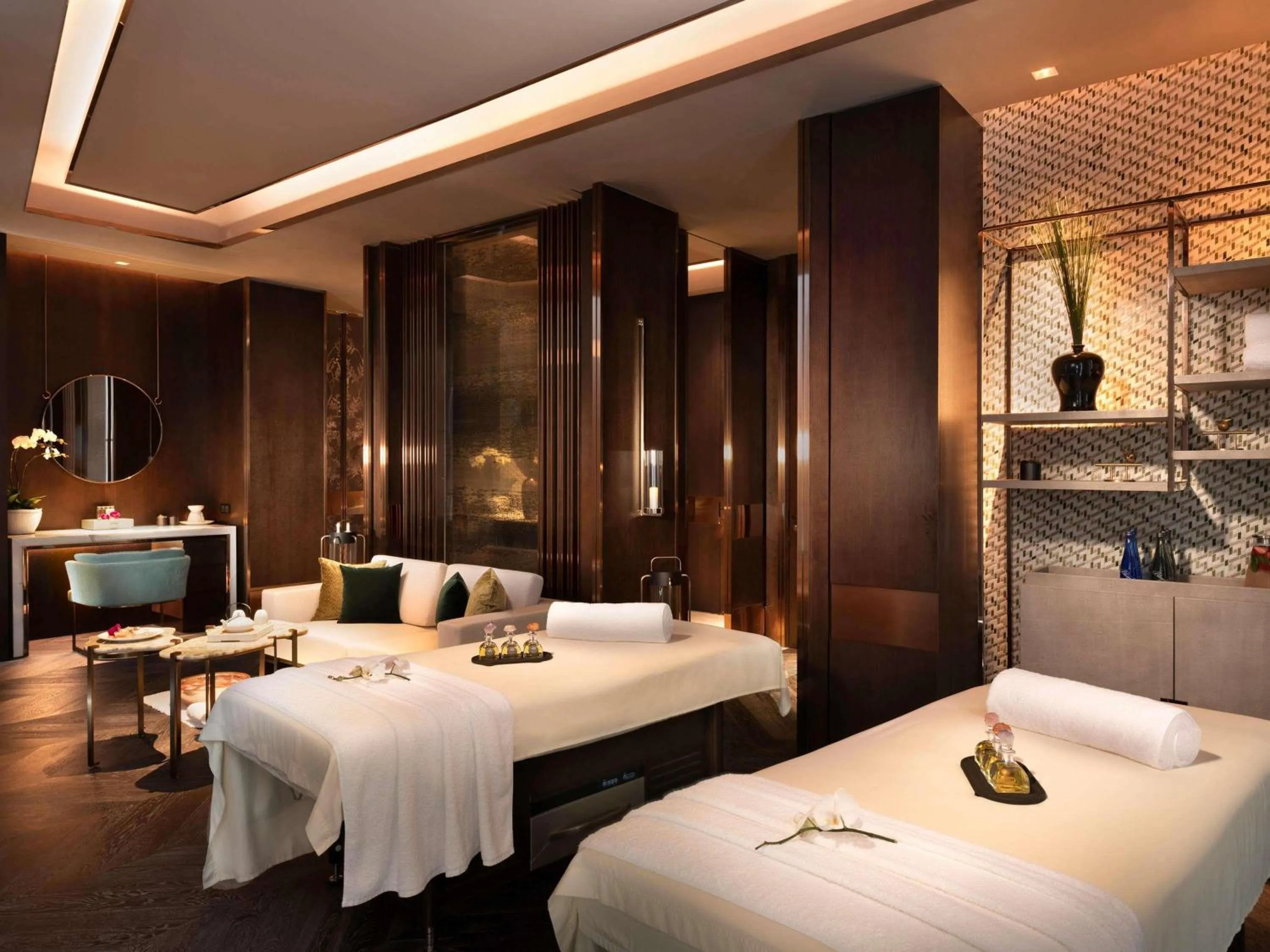 Spa and wellness centre/facilities, Bed in Raffles Shenzhen, Situated in the heart of One Shenzhen Bay, Book Now to Enjoy Free Minibar and Happy Hour Privileges at Long Bar on 71F