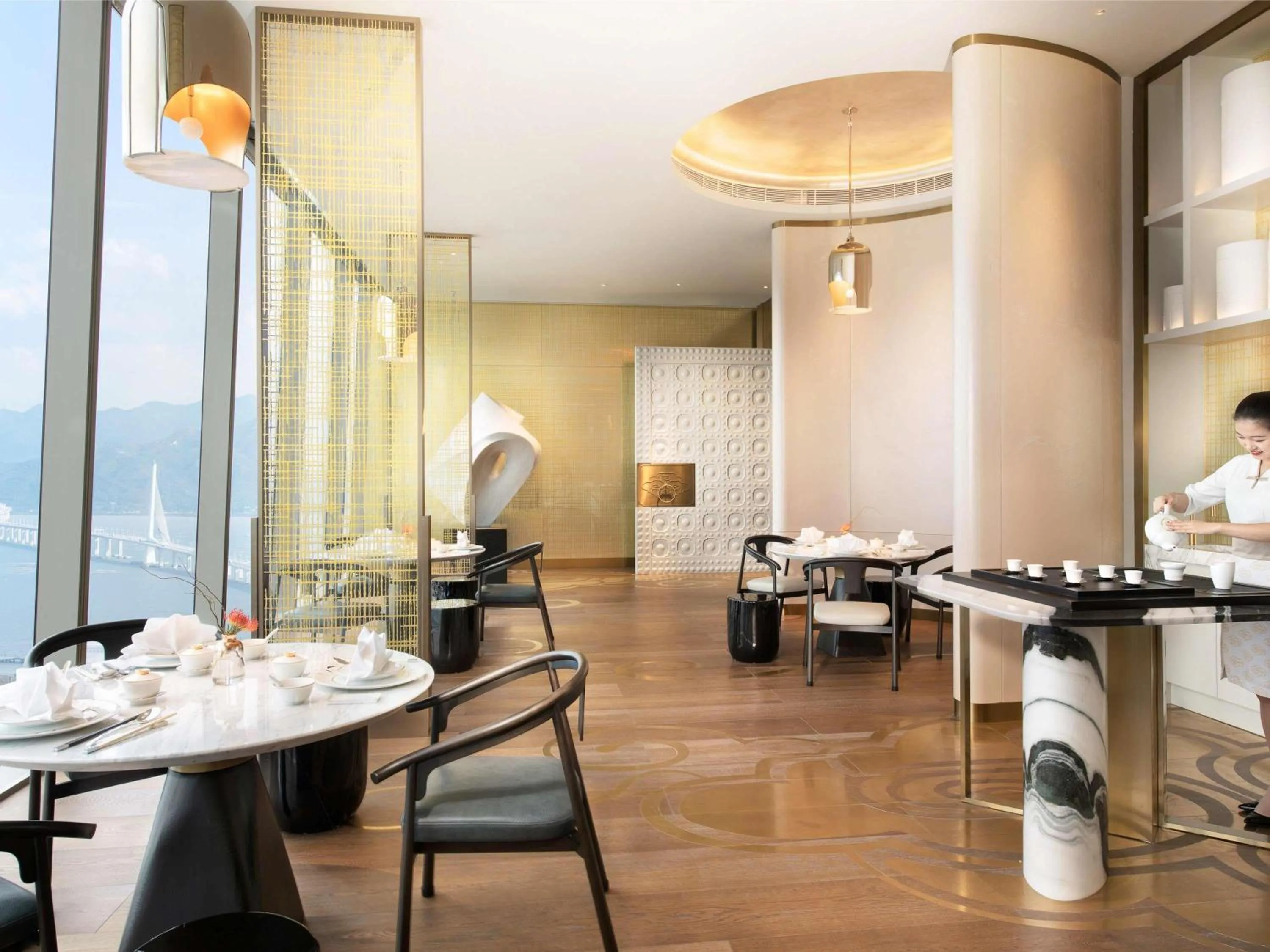 Restaurant/places to eat in Raffles Shenzhen, Situated in the heart of One Shenzhen Bay, Book Now to Enjoy Free Minibar and Happy Hour Privileges at Long Bar on 71F