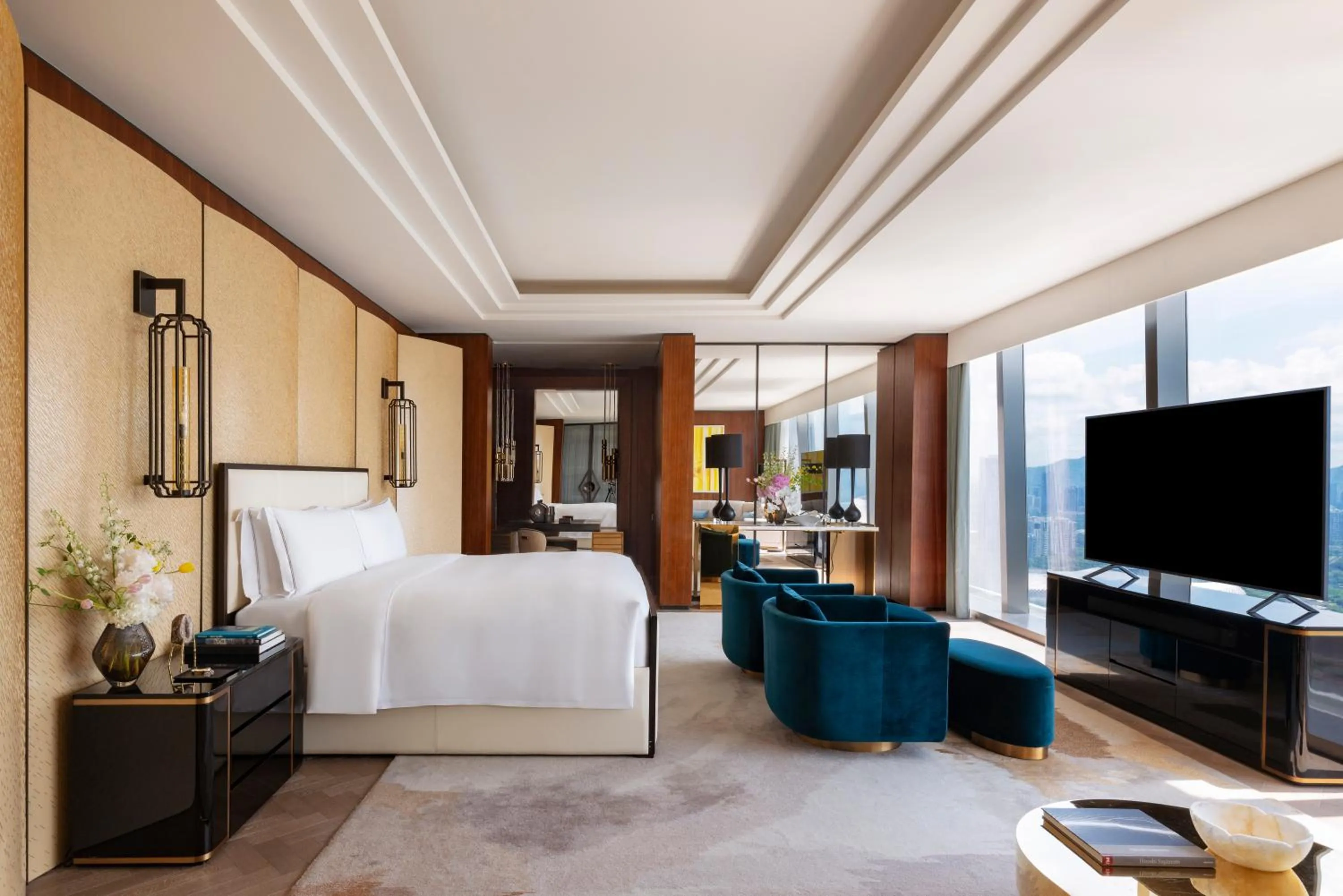 Bedroom, Bed in Raffles Shenzhen, Situated in the heart of One Shenzhen Bay, Book Now to Enjoy Free Minibar and Happy Hour Privileges at Long Bar on 71F