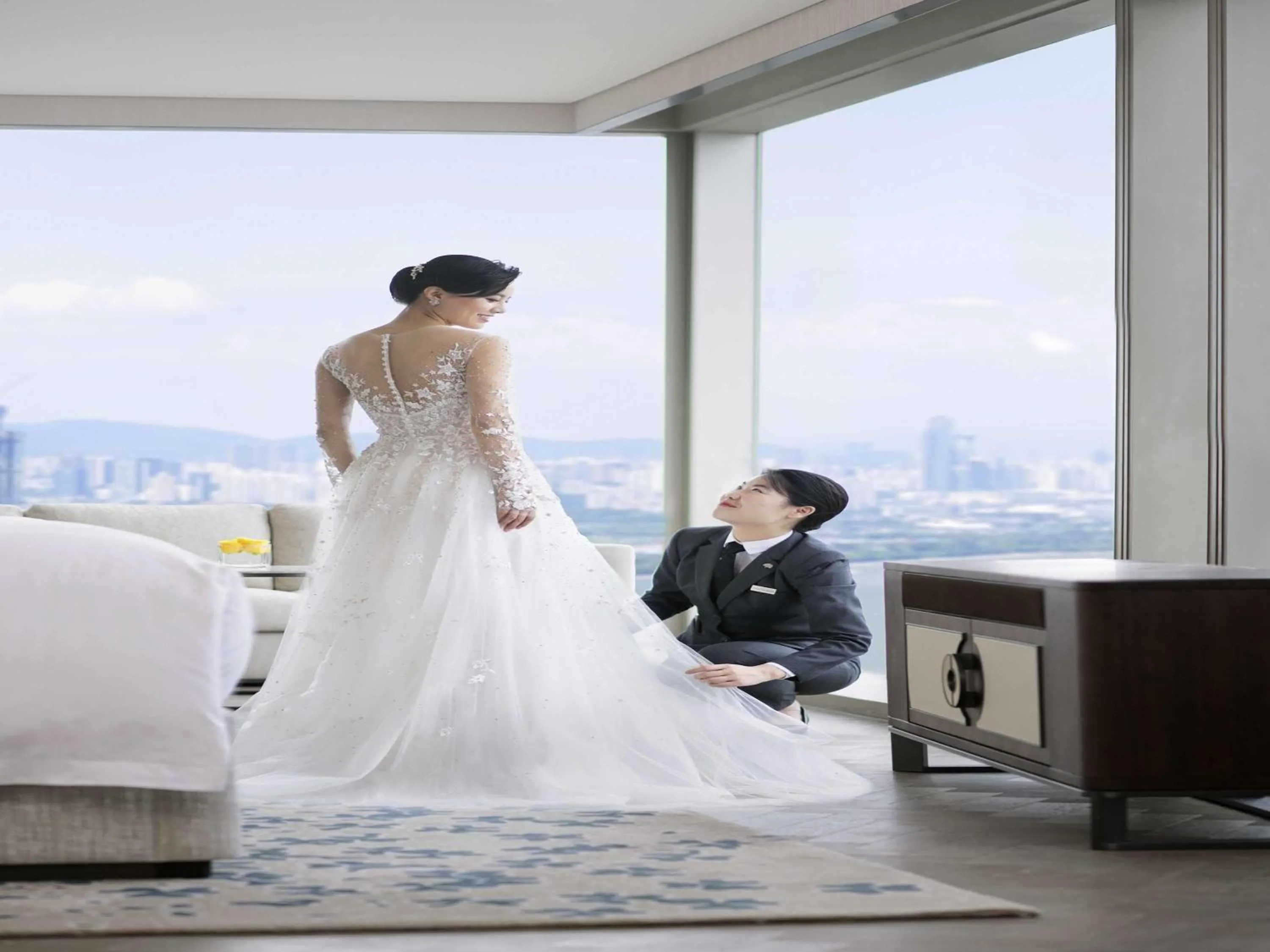 Other in Raffles Shenzhen, Situated in the heart of One Shenzhen Bay, Book Now to Enjoy Free Minibar and Happy Hour Privileges at Long Bar on 71F