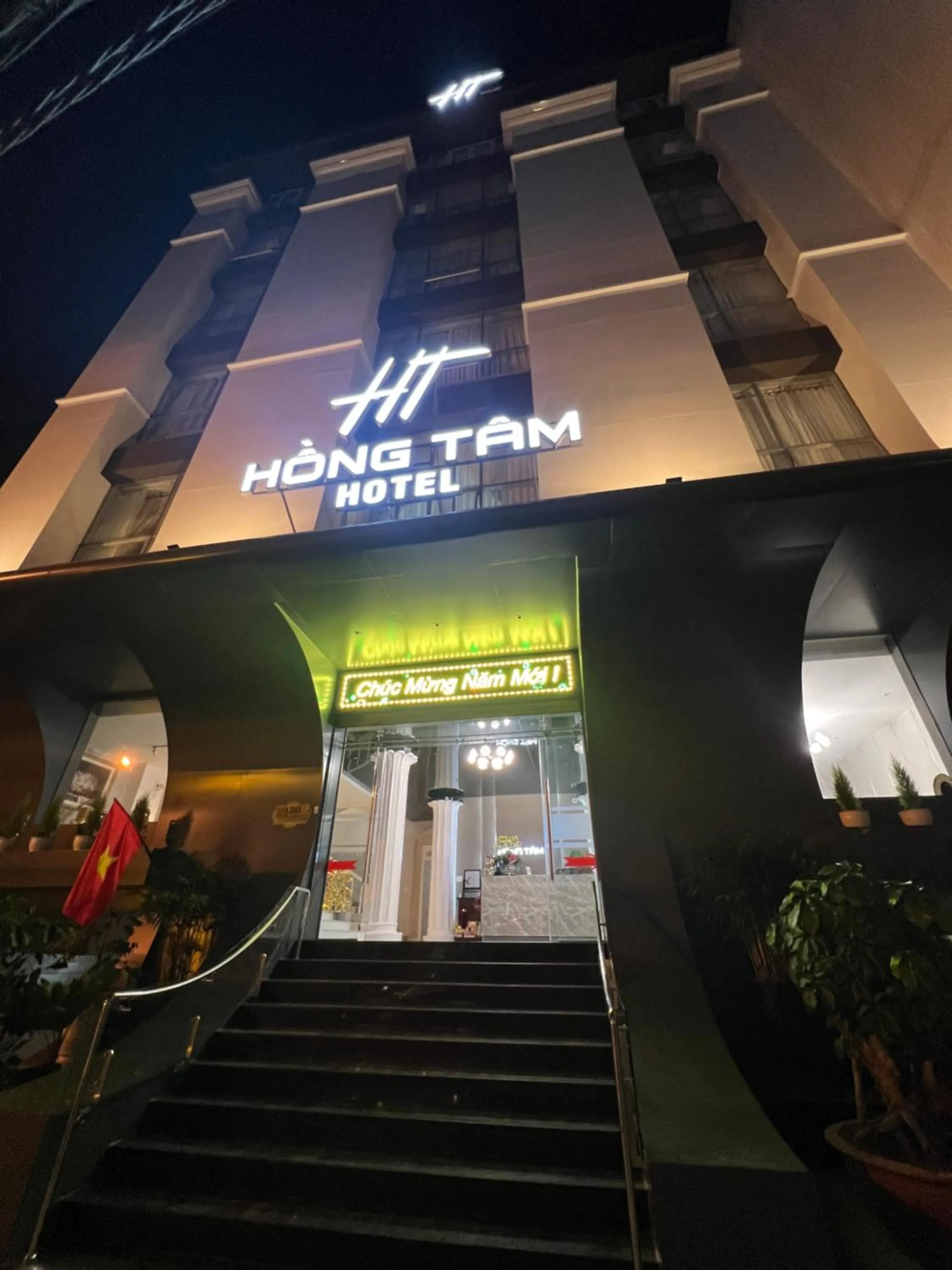 Hồng Tâm Hotel