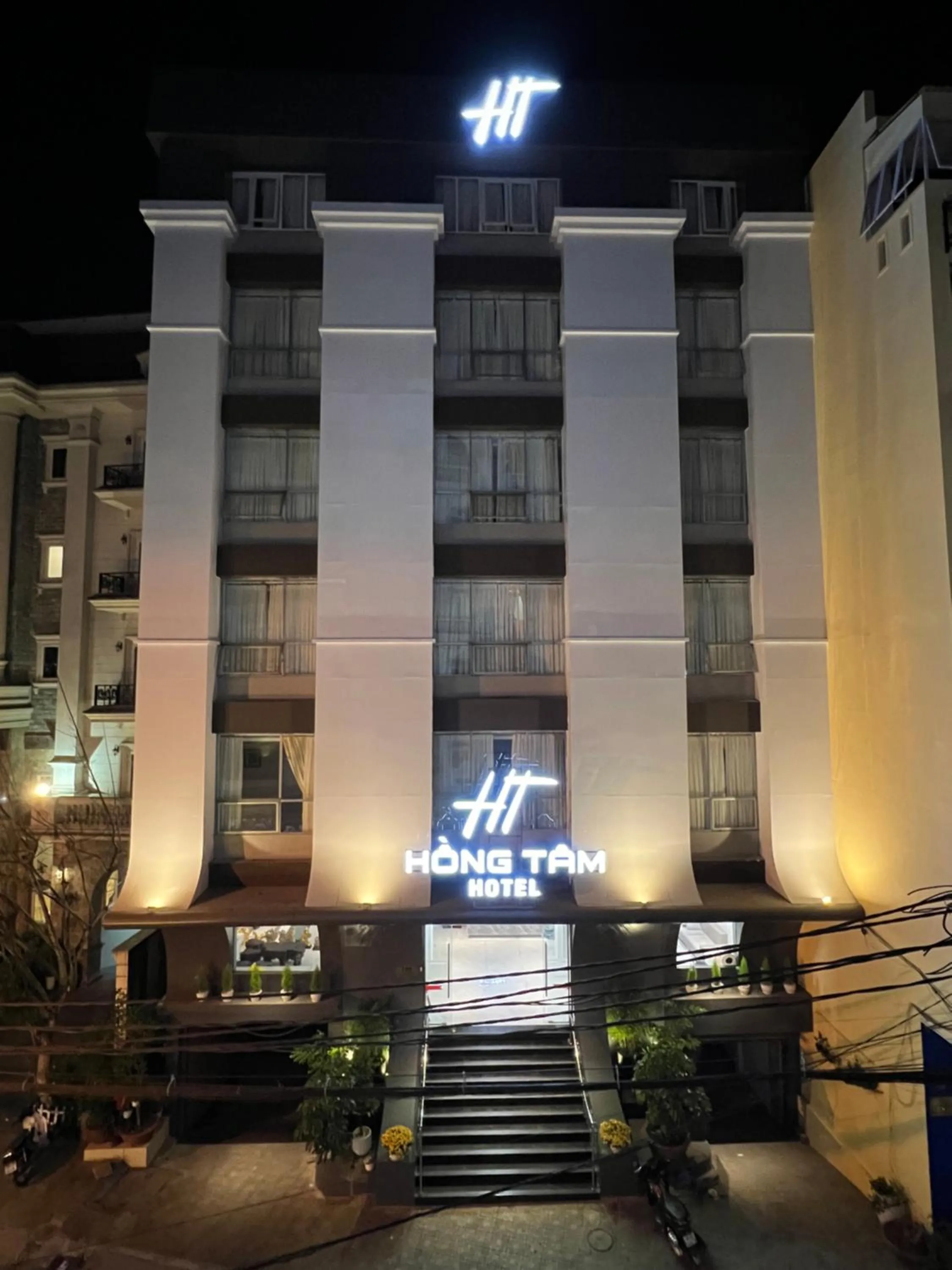 Hồng Tâm Hotel