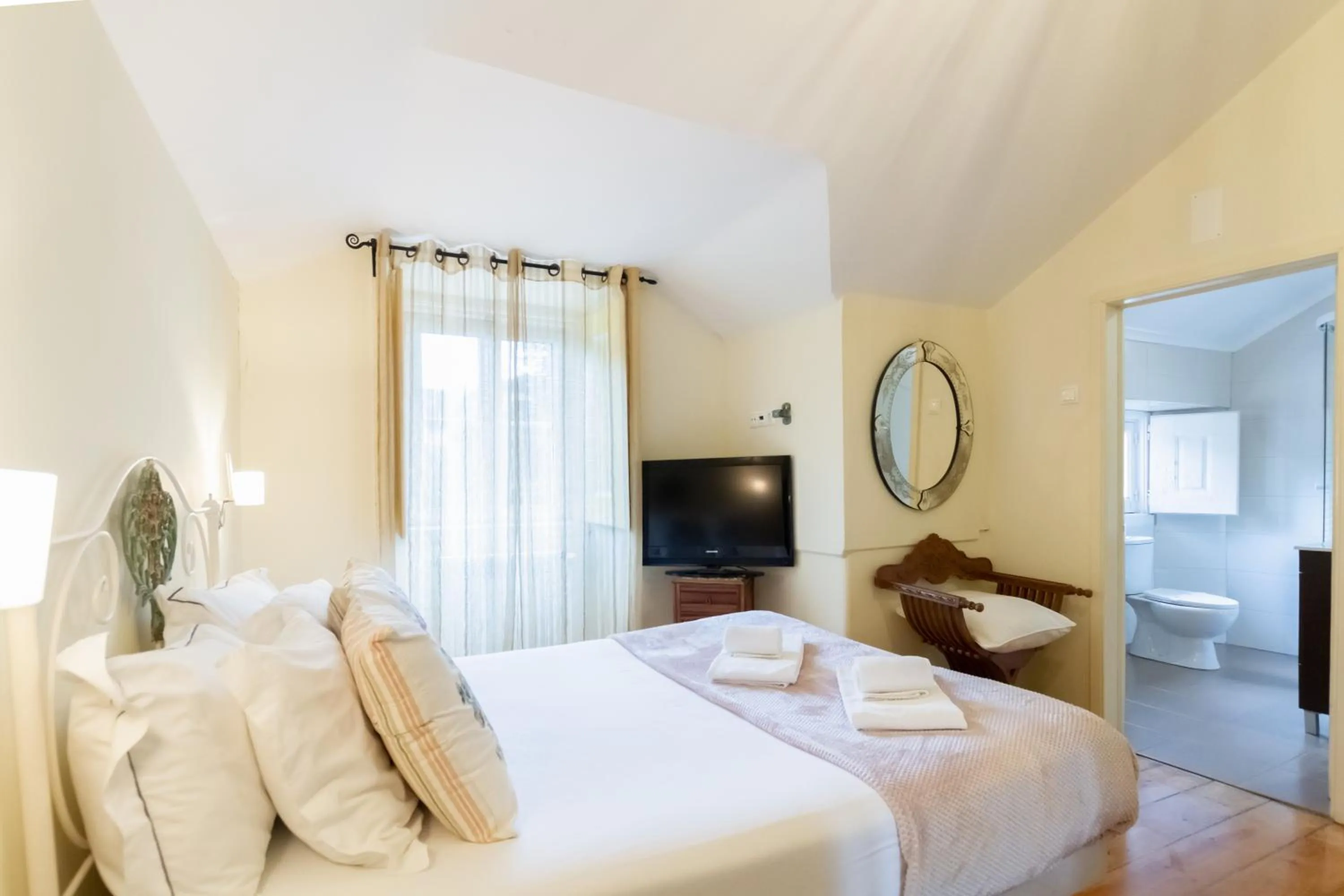 Bedroom, Bed in Quinta Das Murtas B&B