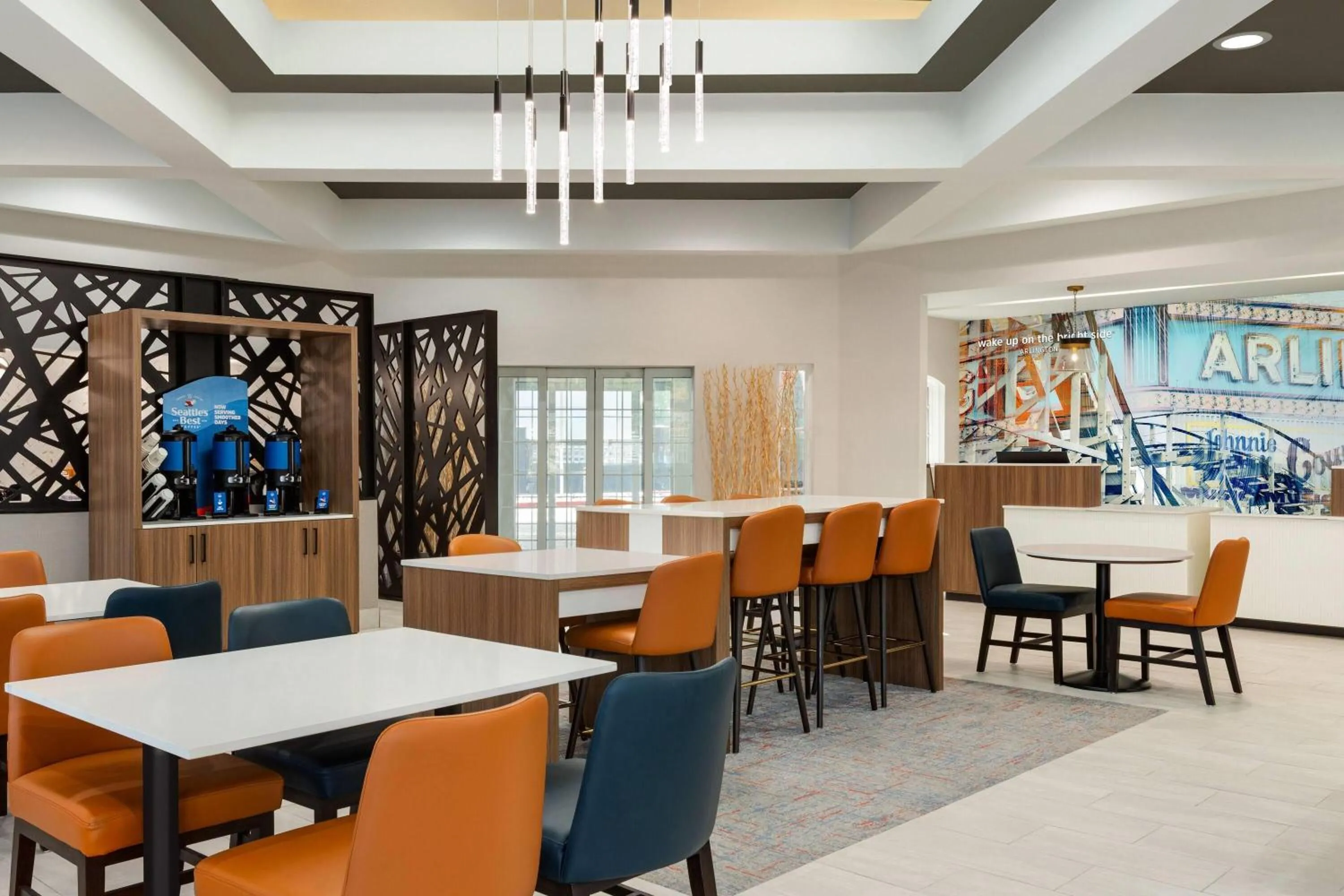 Lobby or reception in La Quinta by Wyndham Dallas Arlington South
