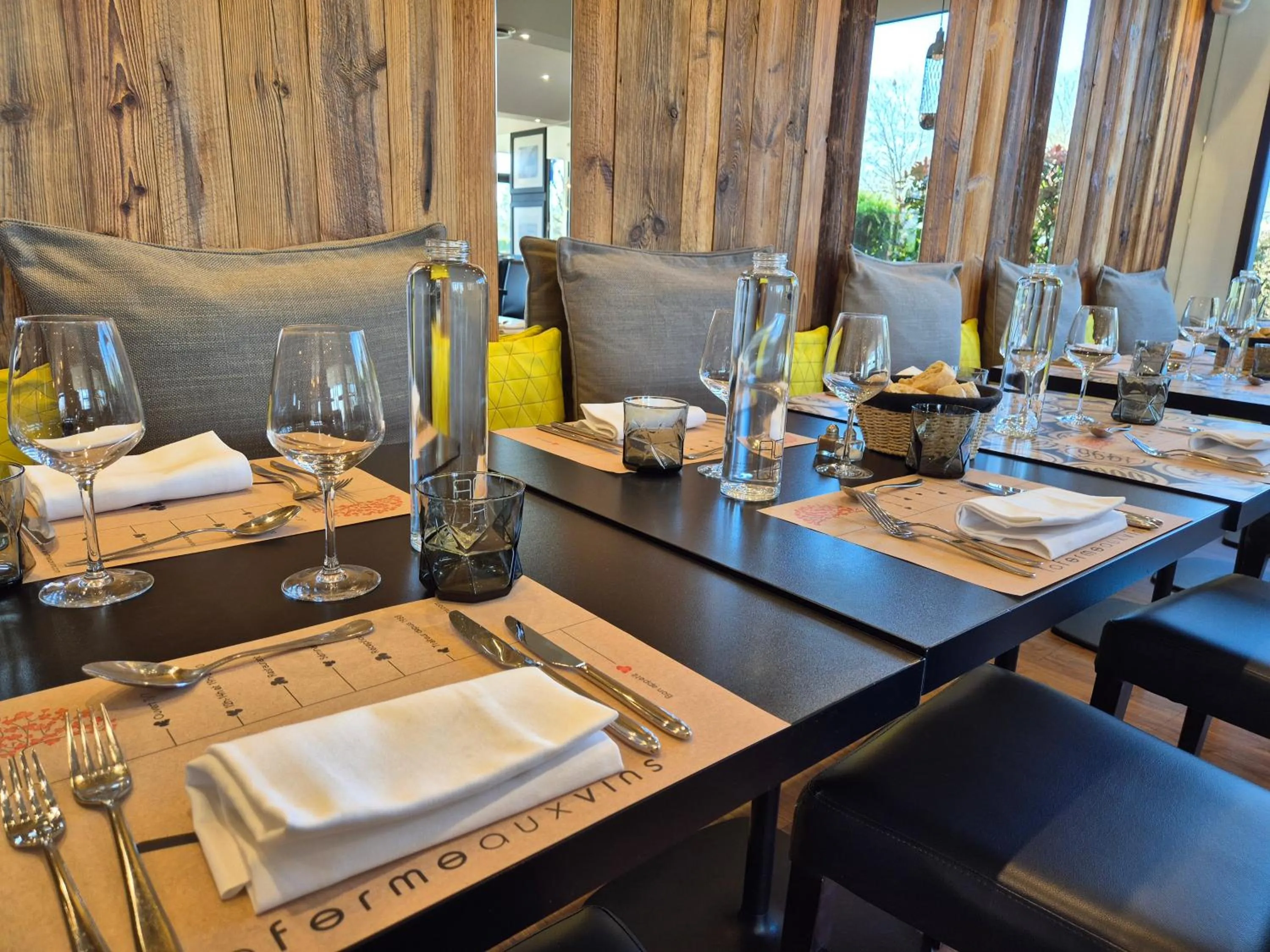 Restaurant/places to eat in ibis Beaune La Ferme Aux Vins