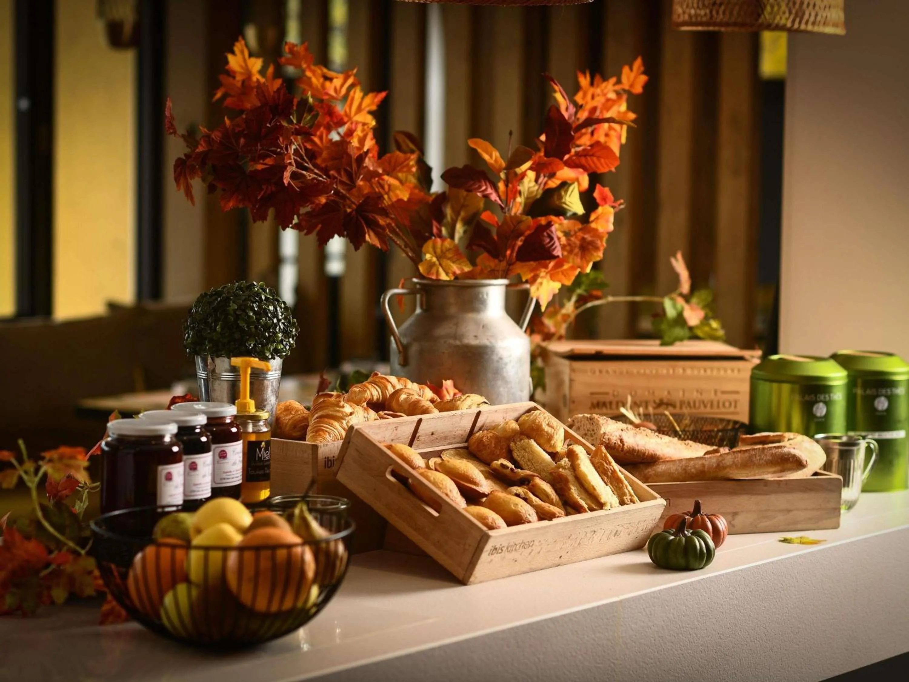 Breakfast in ibis Beaune La Ferme Aux Vins