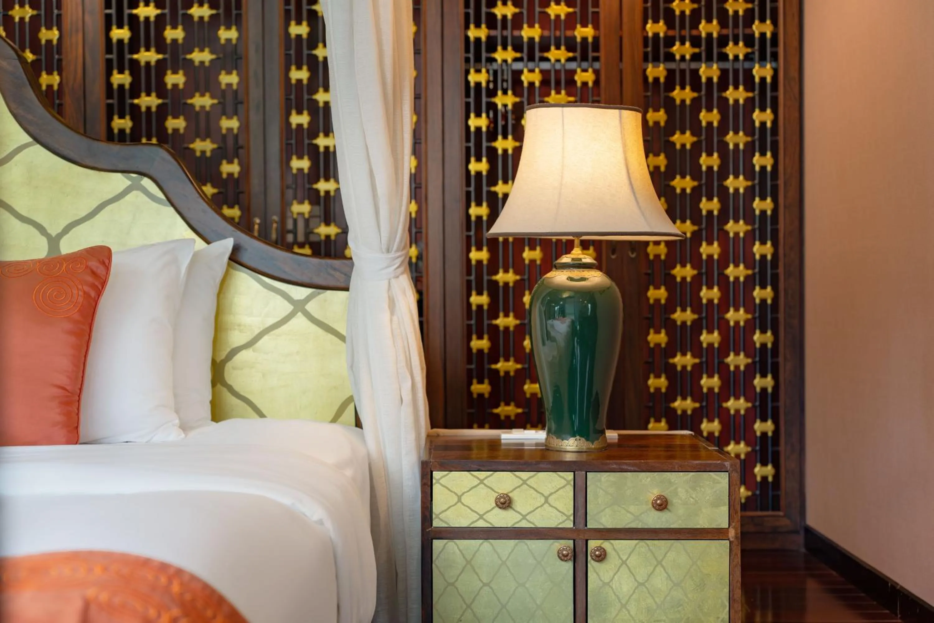 Bed in Indochine Cruise Lan Ha Bay