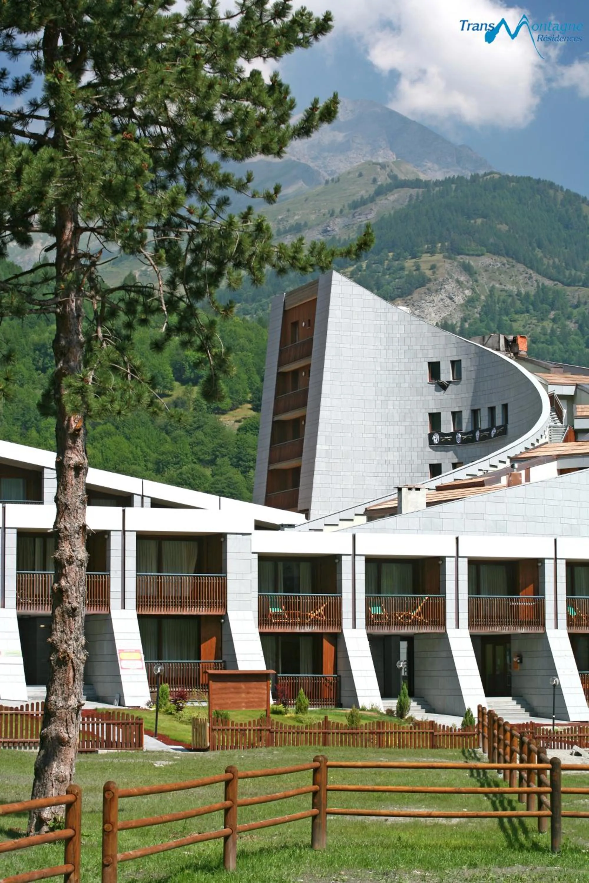 Facade/entrance in Residence Campo Smith
