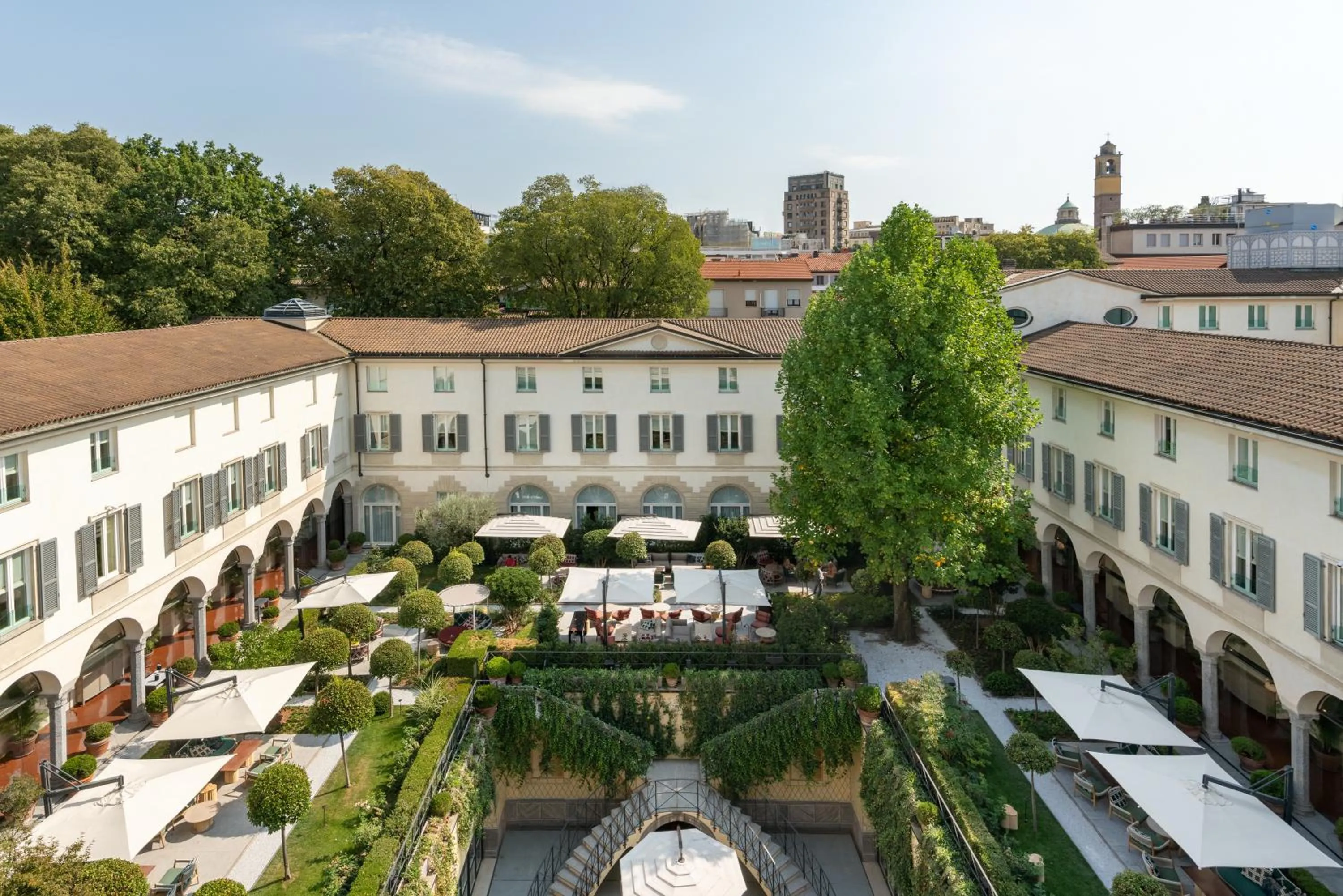Garden in Four Seasons Hotel Milano