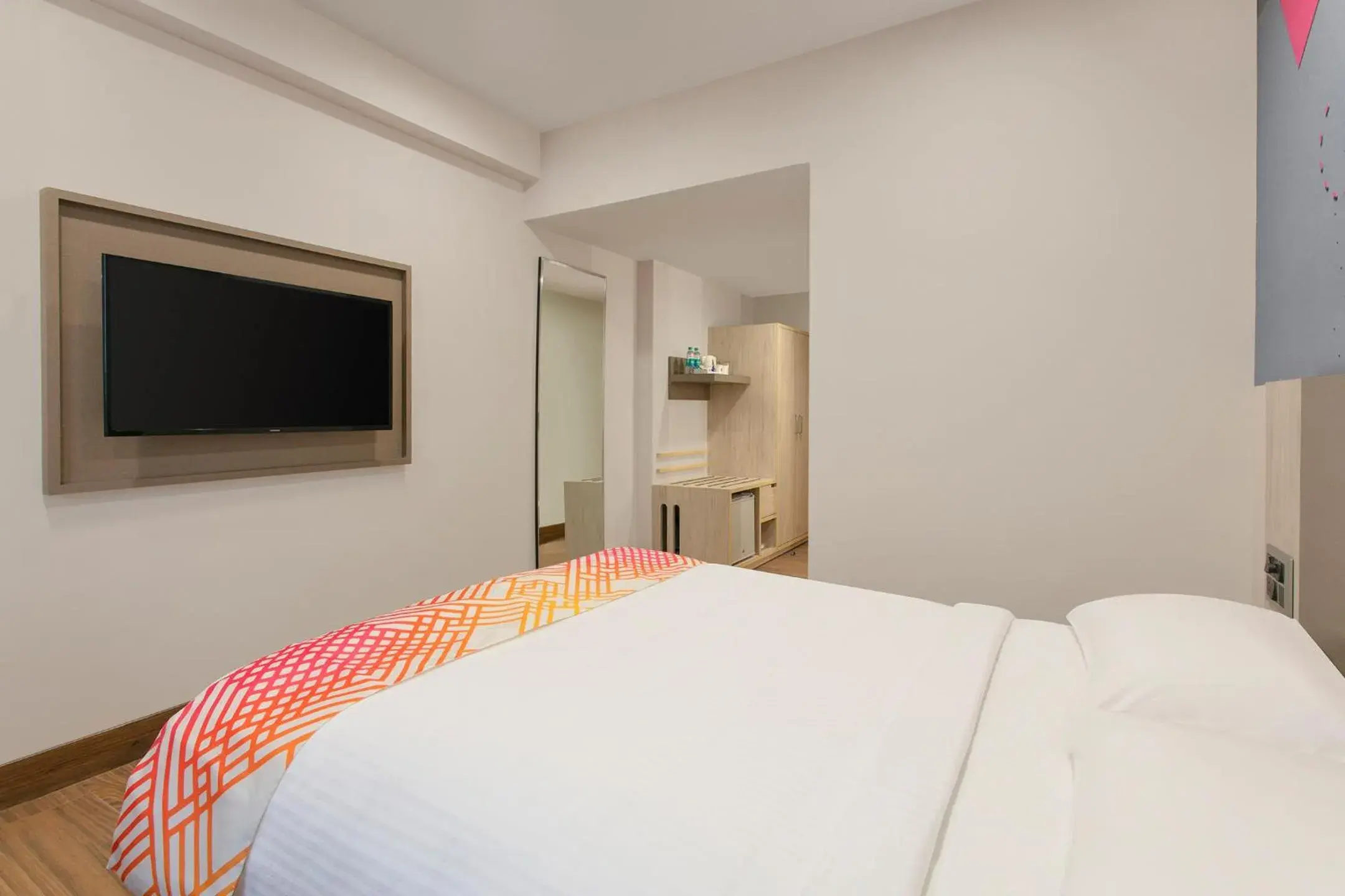 Queen Room in Ginger Patna Queen Room in Ginger Patna