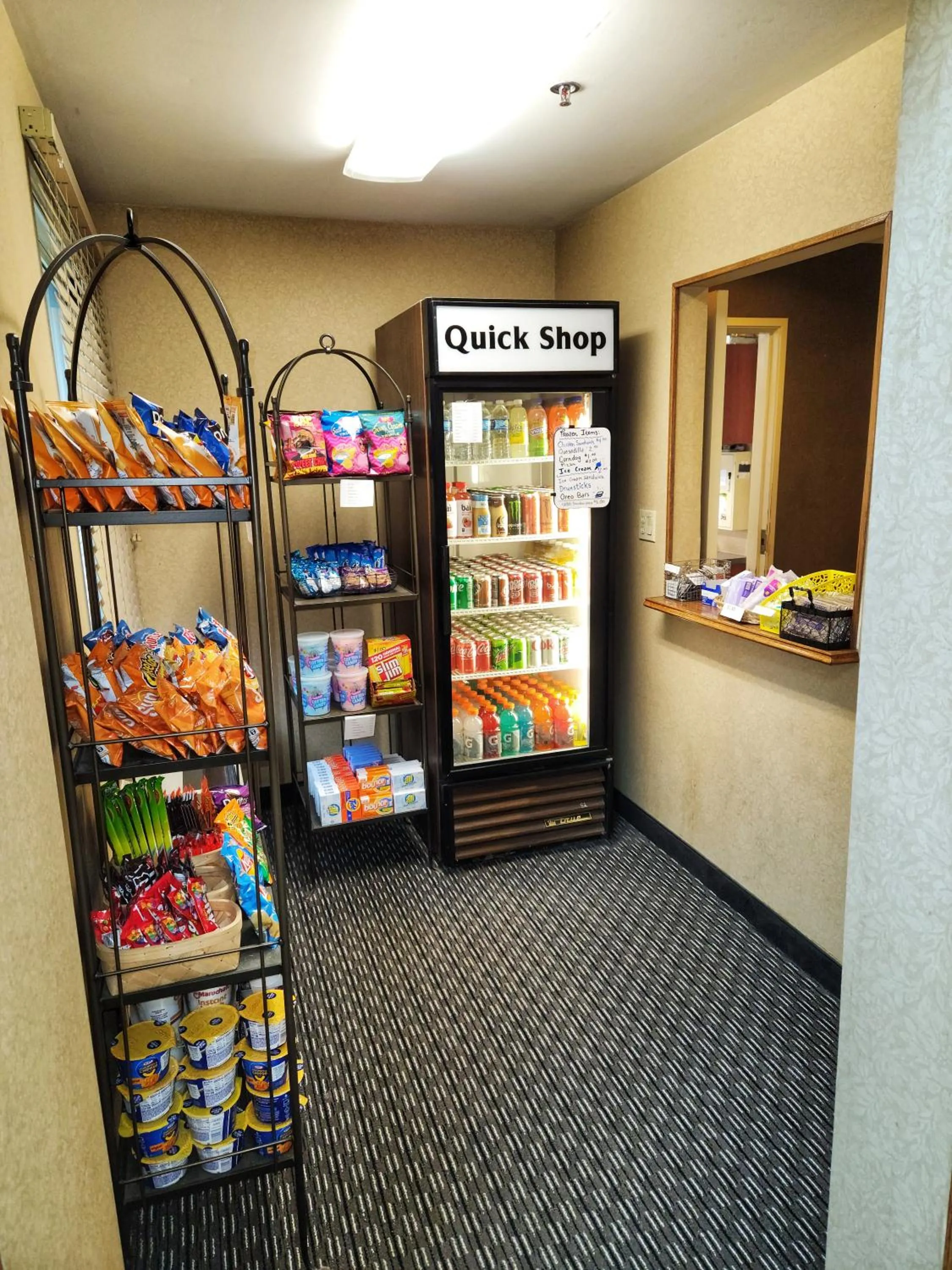 Supermarket/grocery shop in La Quinta by Wyndham Appleton College Avenue