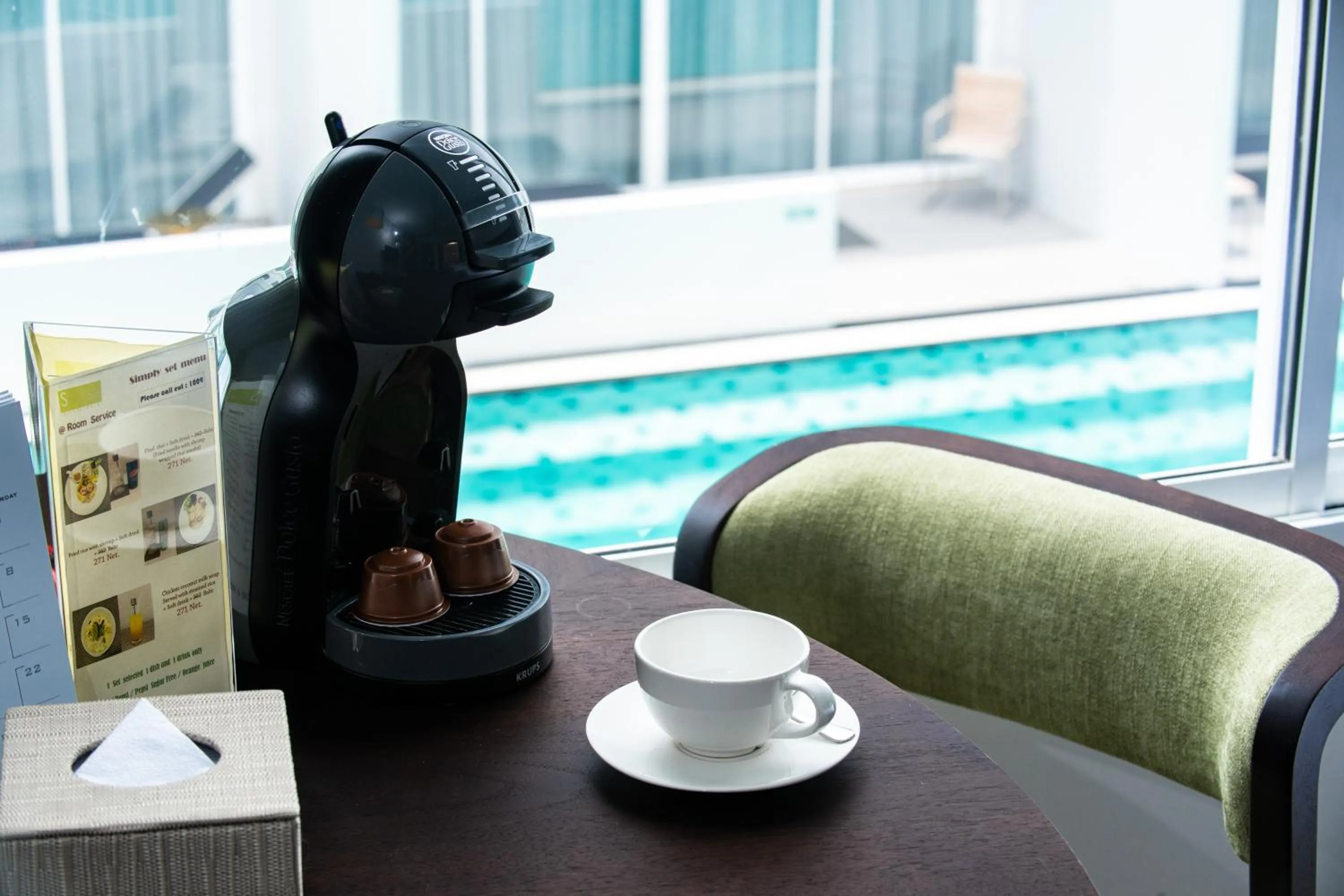 Coffee/tea facilities in S Ram Leisure Hotel