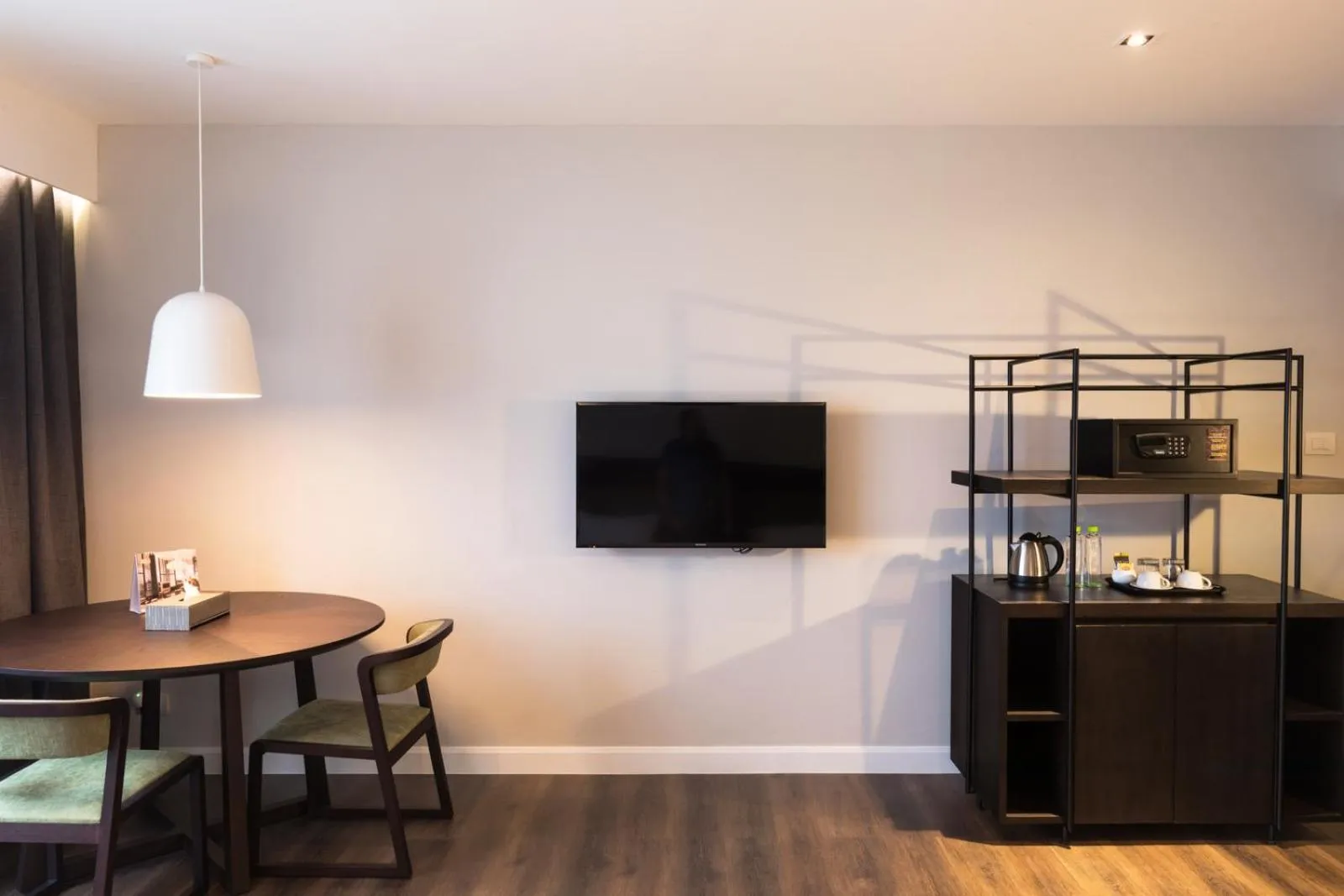 Communal lounge/ TV room in S Ram Leisure Hotel